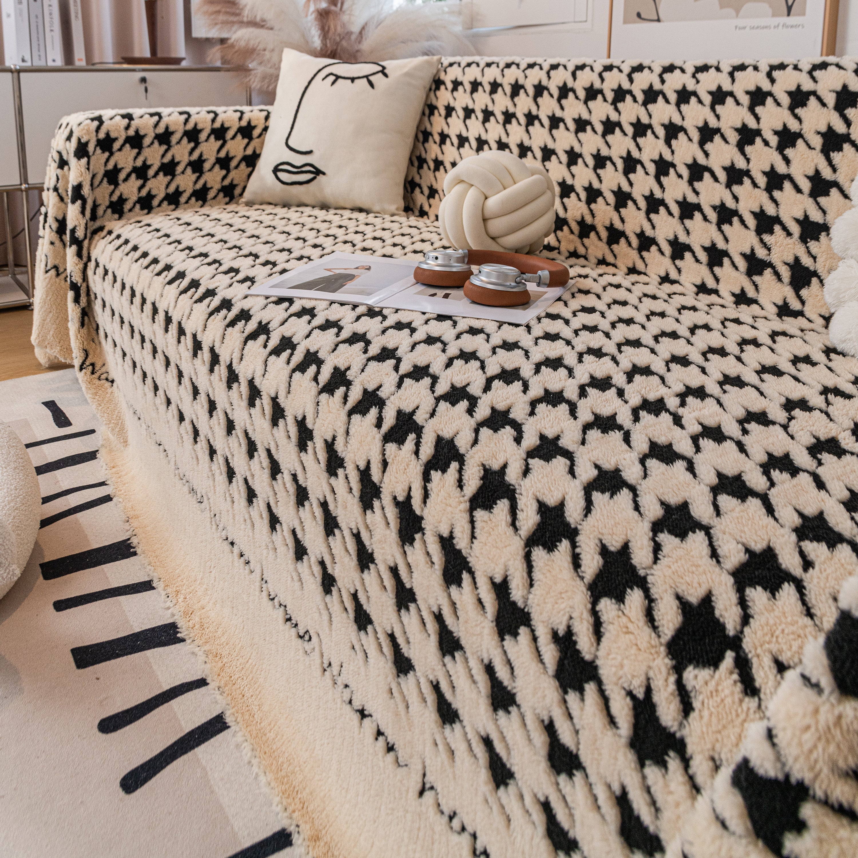 Jacquard Plush Houndstooth Sofa Throw Cover, Cover Throws for Sofas, Stylish Living Room Throws - Image 37