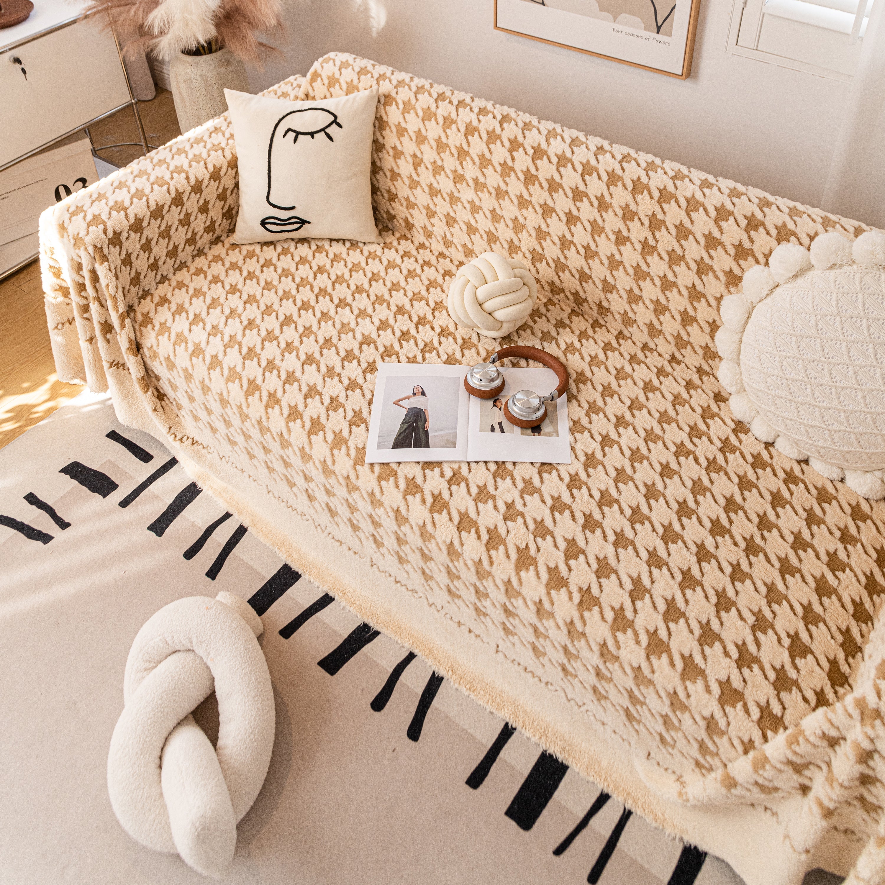 Jacquard Plush Houndstooth Sofa Throw Cover, Cover Throws for Sofas, Stylish Living Room Throws - Image 50