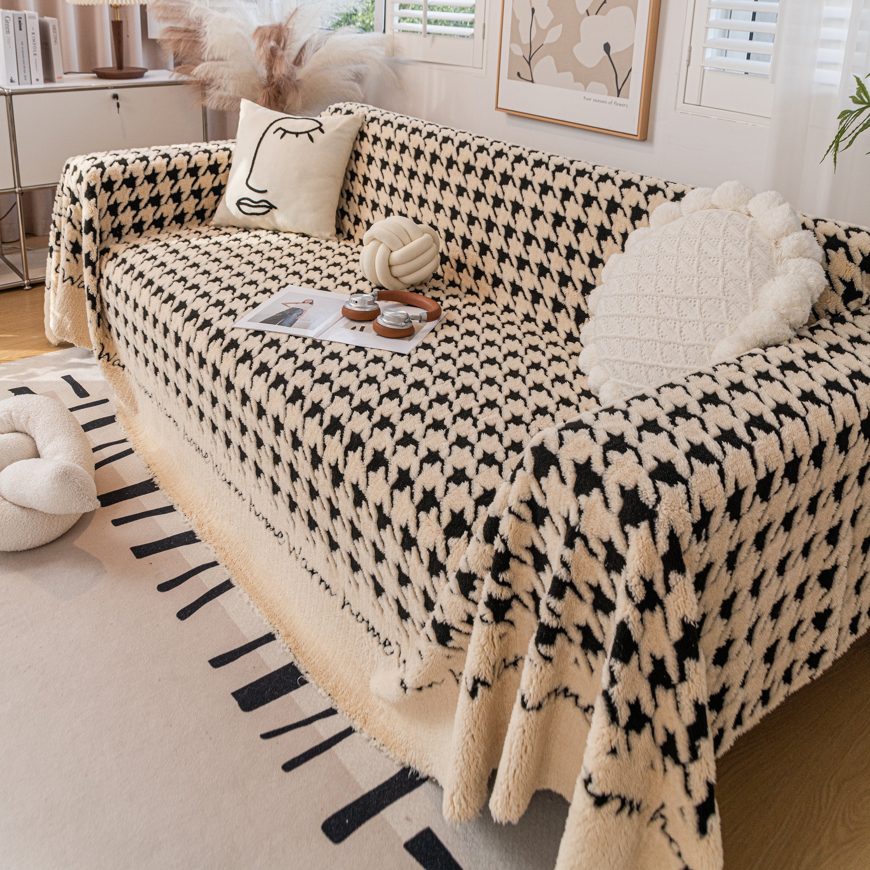 Jacquard Plush Houndstooth Sofa Throw Cover, Cover Throws for Sofas, Stylish Living Room Throws - Image 9