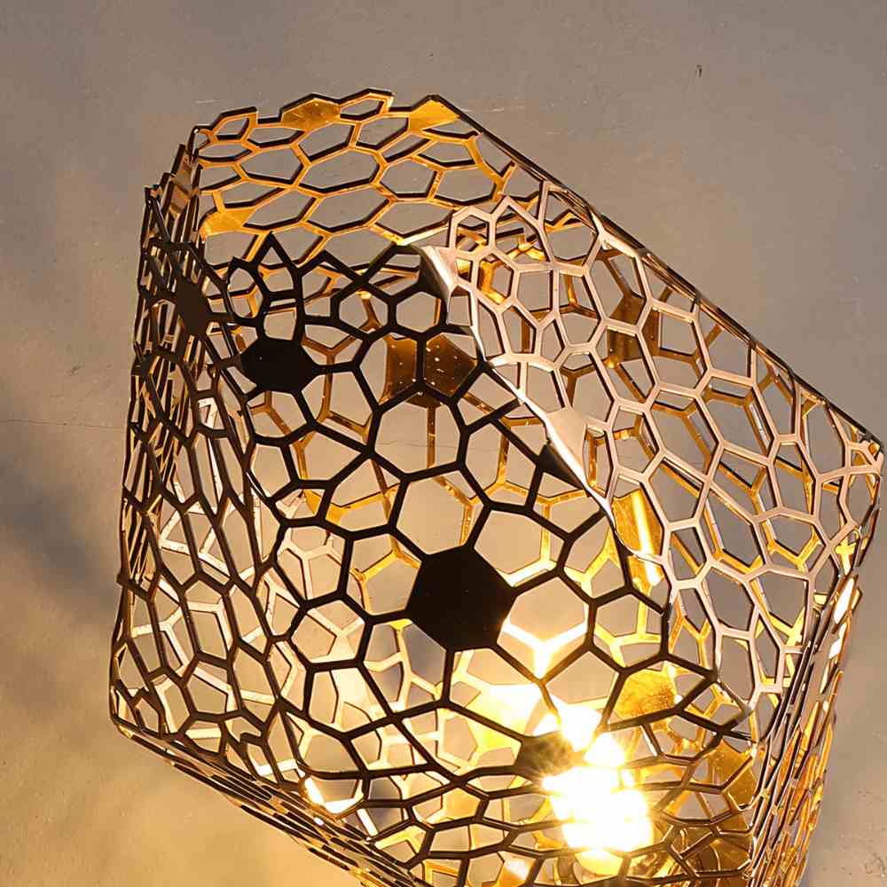 Kallisto Wall Lamp - Image 5