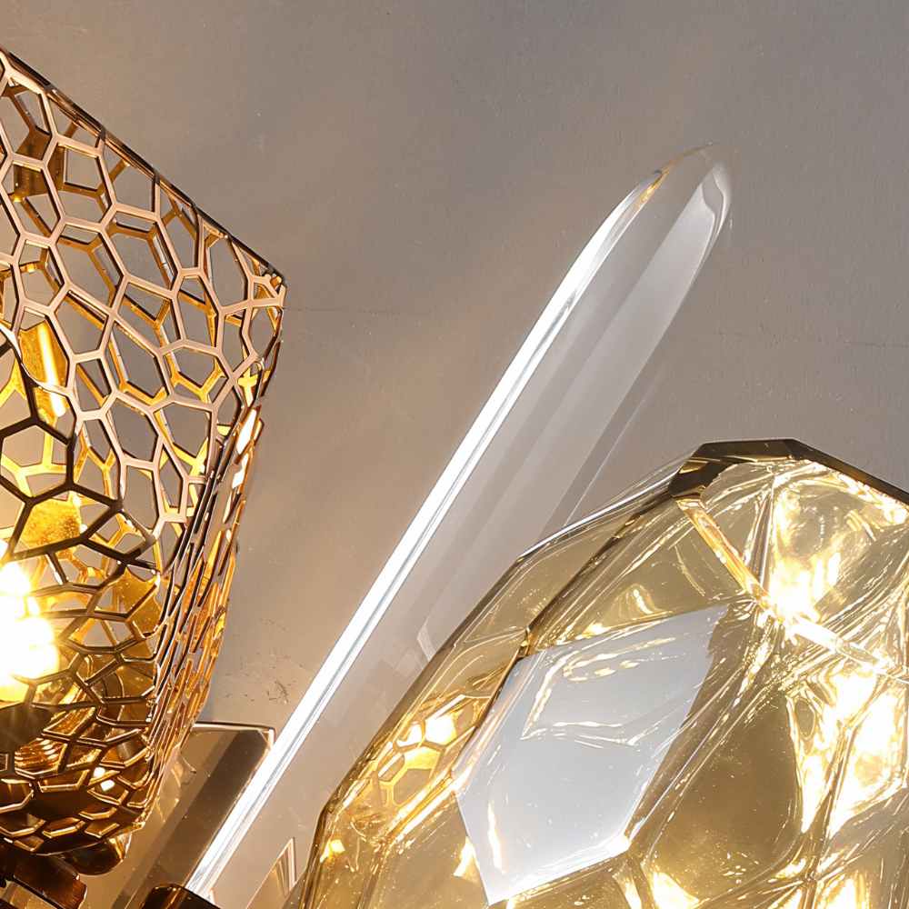 Kallisto Wall Lamp - Image 6