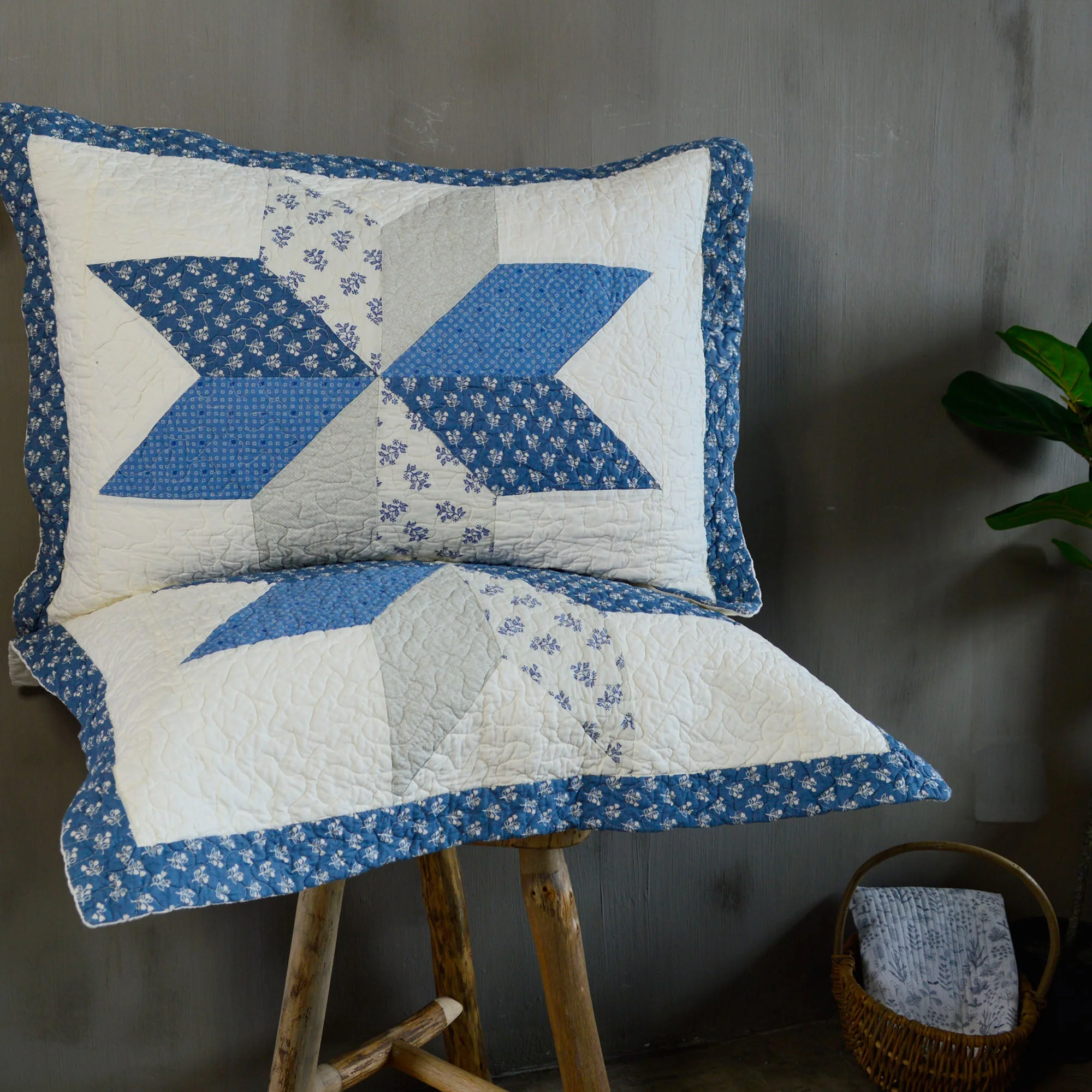 Kasentex 100% Cotton Summer Diamond Blue Patchwork Quilt King Size Pillow Sham, Boho Style, Motif Blue and Ivory, Room Decor, Graduation Gifts - Image 2