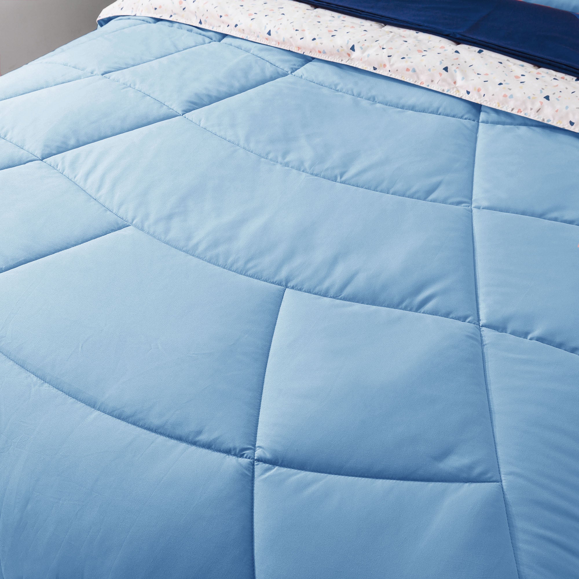 Kasentex Reversible 5 and 7 Piece Ultra Soft Cozy Bed Comforter Sets, Room Decor - Image 5