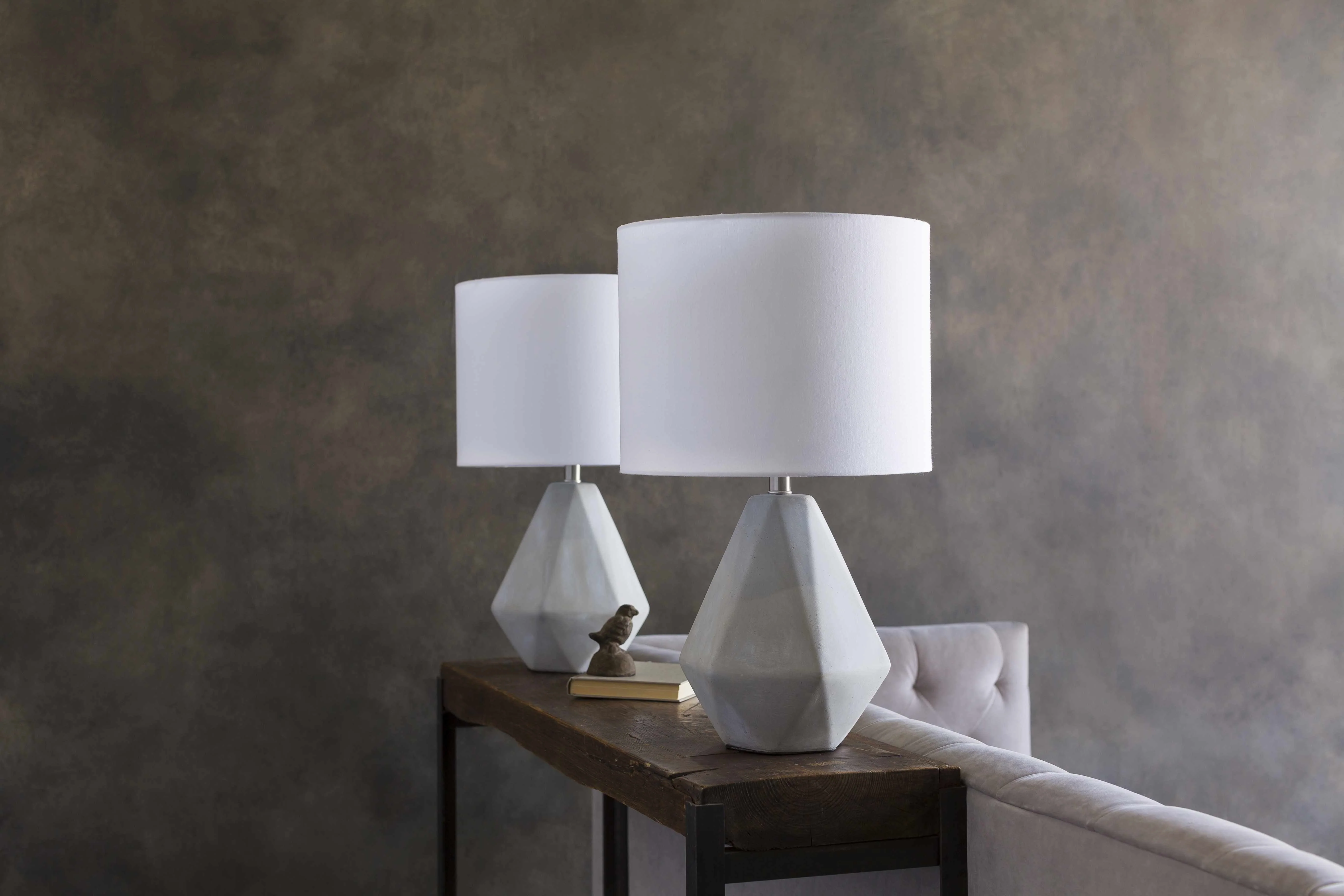 Keles Ribbed Ceramic Gray Table Lamp - Image 9