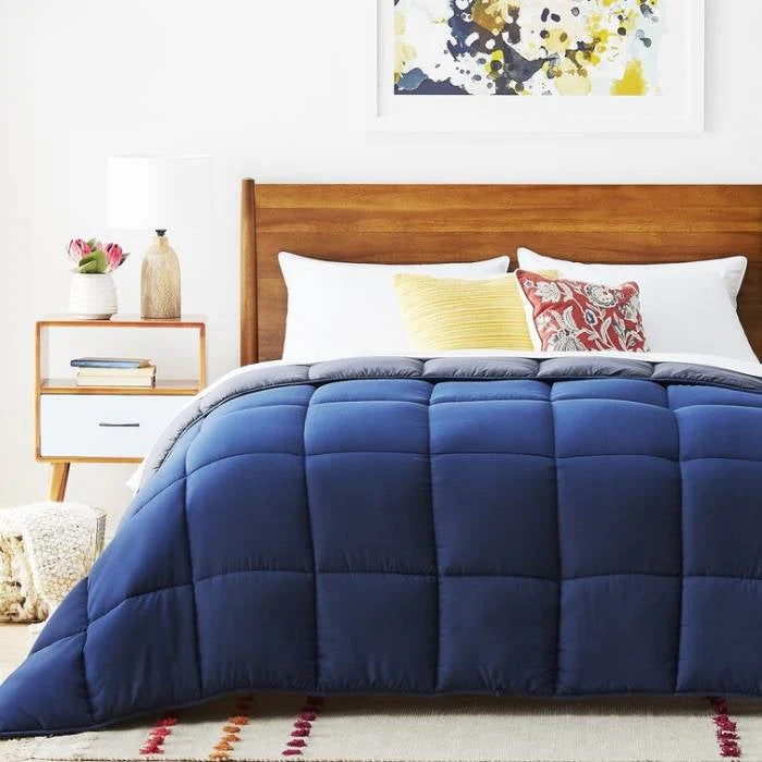 King All Seasons Grey/Navy Reversible Polyester Down Alternative Comforter - Image 2