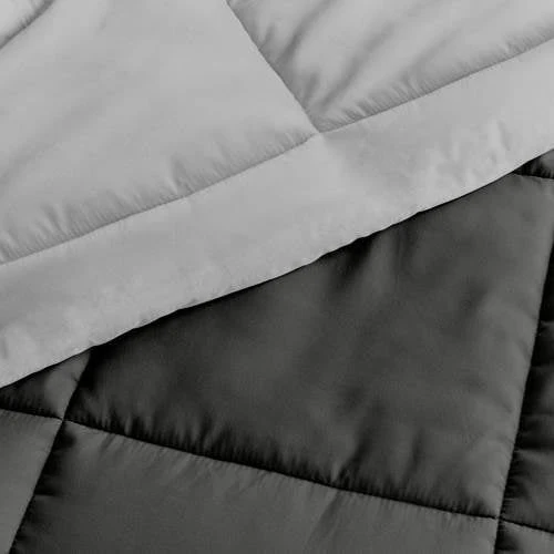 King/Cal King 3-Piece Microfiber Reversible Comforter Set in Grey / Light Grey - Image 3