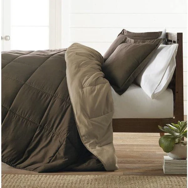 King/Cal King 3-Piece Microfiber Reversible Comforter Set in Taupe Brown - Image 4