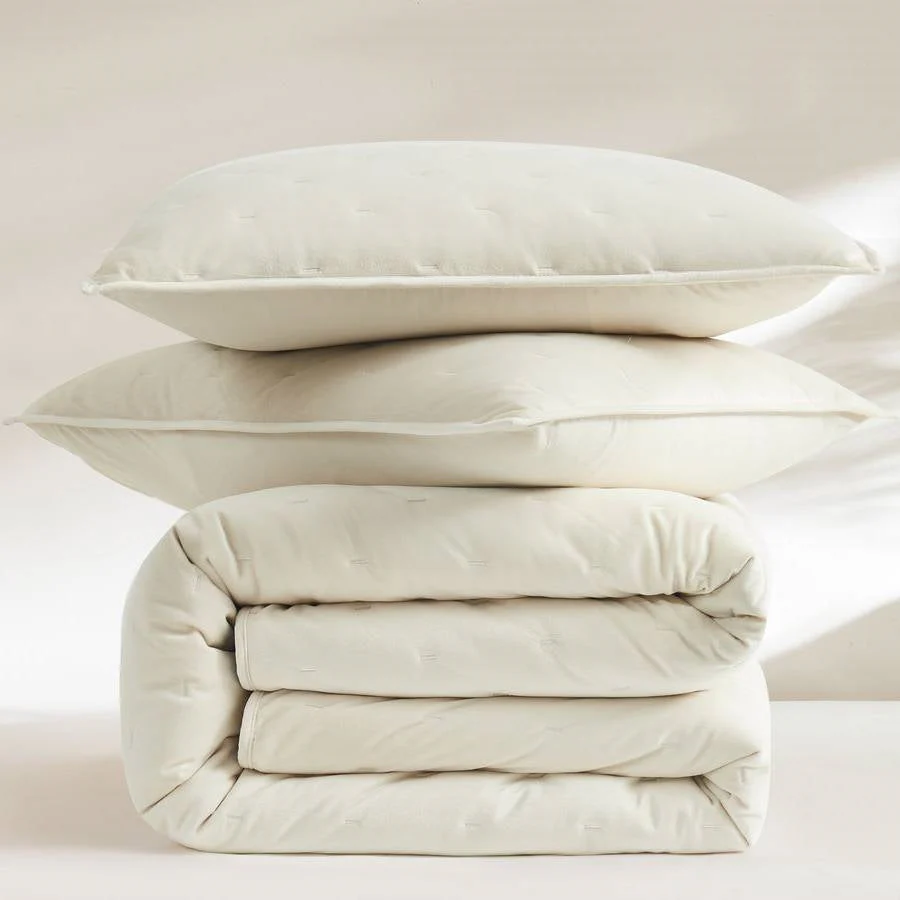 King/CAL King Size 3-Piece Cream Velvet Embroidered Super Soft Quilt Set - Image 3