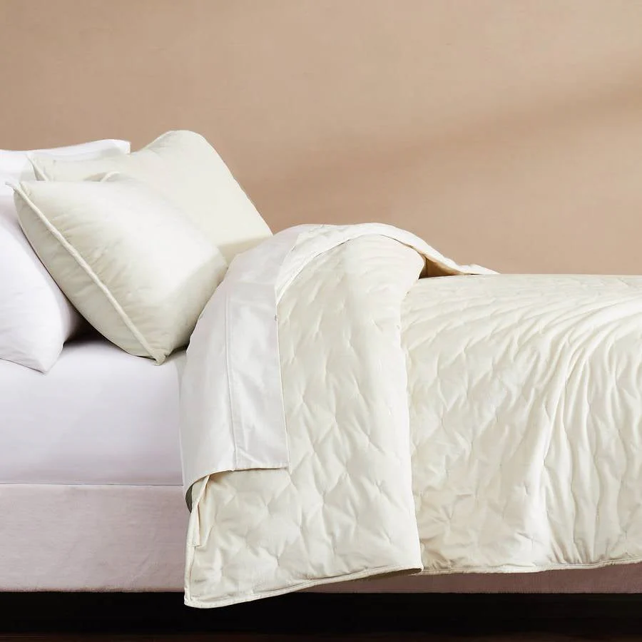 King/CAL King Size 3-Piece Cream Velvet Embroidered Super Soft Quilt Set - Image 4