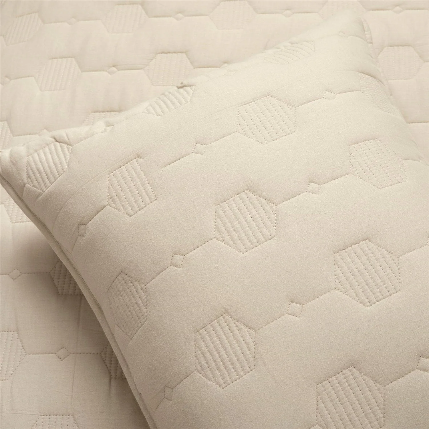 King/California King size Lightweight Beige Textured Cotton 3 Piece Quilt Set - Image 4