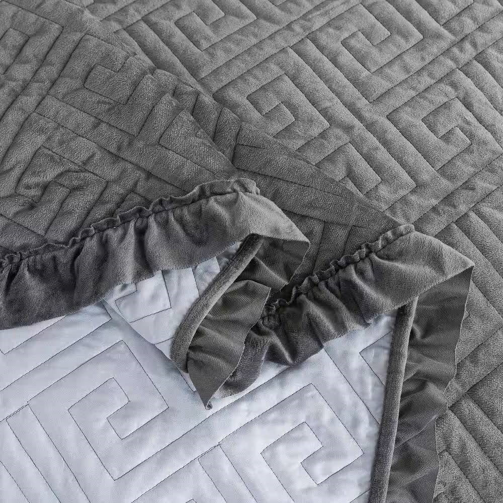 King Gray Charcoal Velvet Microfiber Polyester Reversible 3-Piece Quilt Set - Image 4