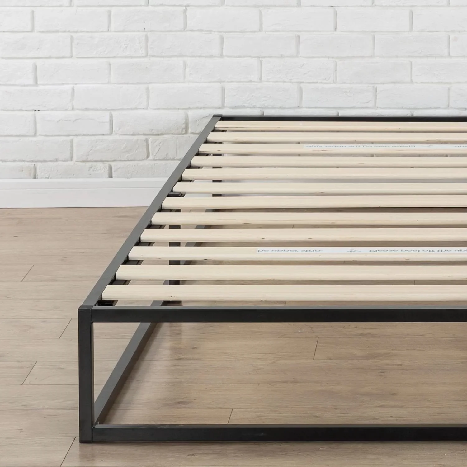 King size 10-inch Low Profile Modern Metal Wood Slat Platform Bed Frame - Image 4