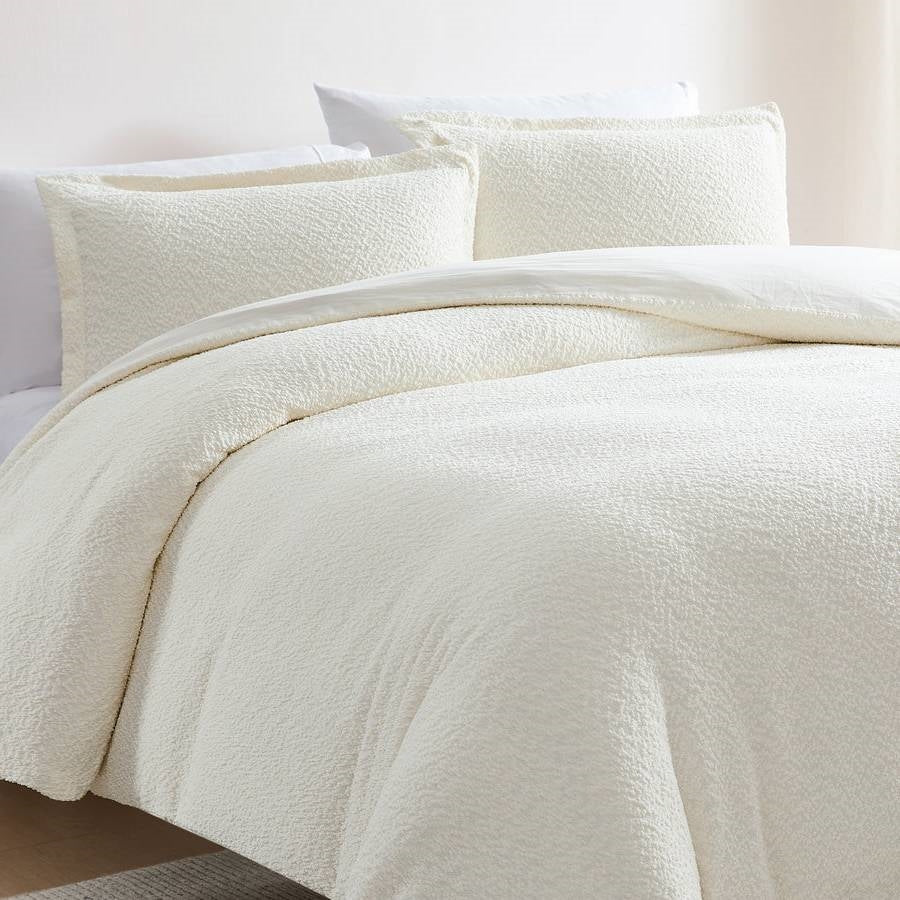 King Size 3-Piece Off White Boucle Duvet Cover Set - Image 2