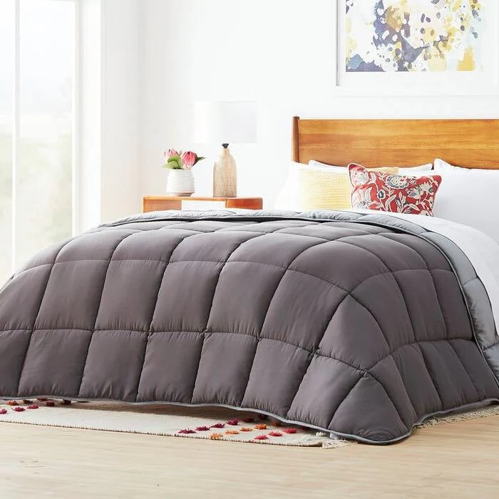 King Size All Seasons Plush Light/Dark Grey Reversible Polyester Down Alternative Comforter - Image 2