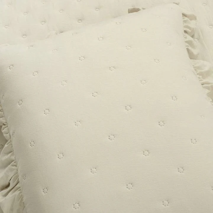King Size Lightweight Yellow Ruffle Reversible Oversized 3 Piece Quilt Set - Image 4