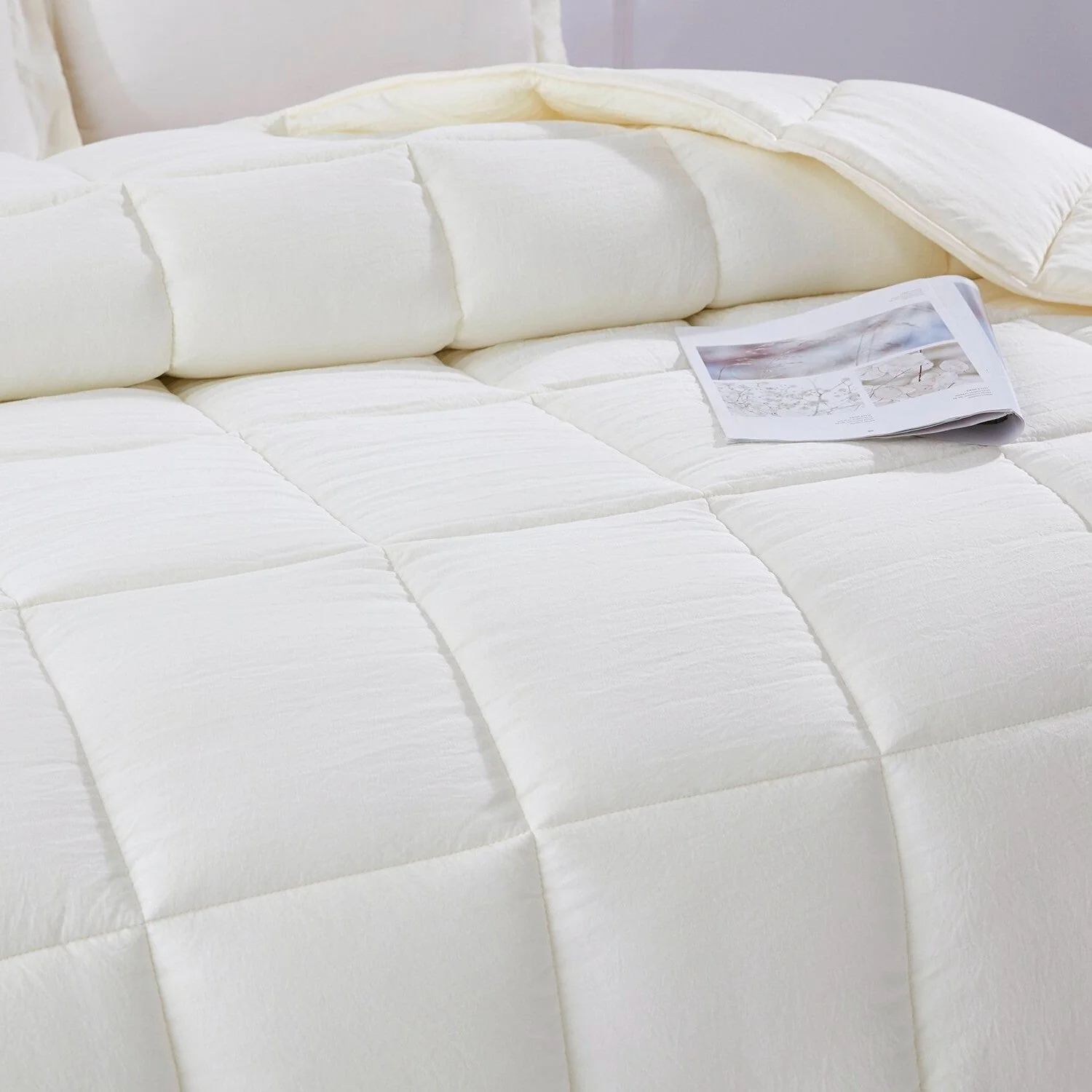 King Size Off White 3 Piece Microfiber Reversible Comforter Set - Image 2