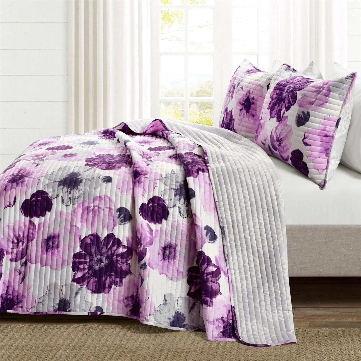 King size Purple Grey Flowers Lightweight Polyester Microfiber Quilt Set - Image 2