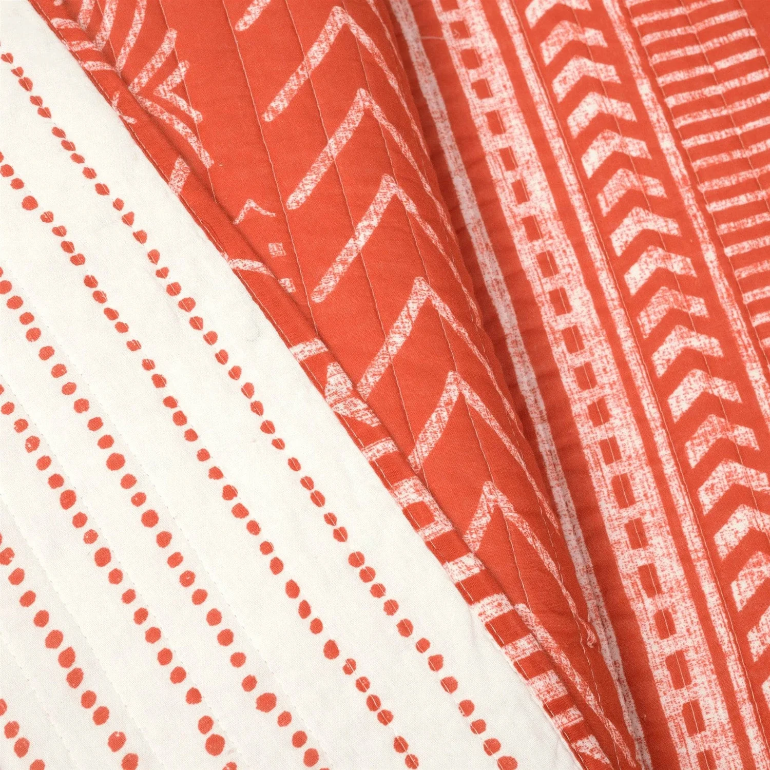 King size Scandinavian Chevron Orange White Stripe Reversible Cotton Quilt Set - Image 4