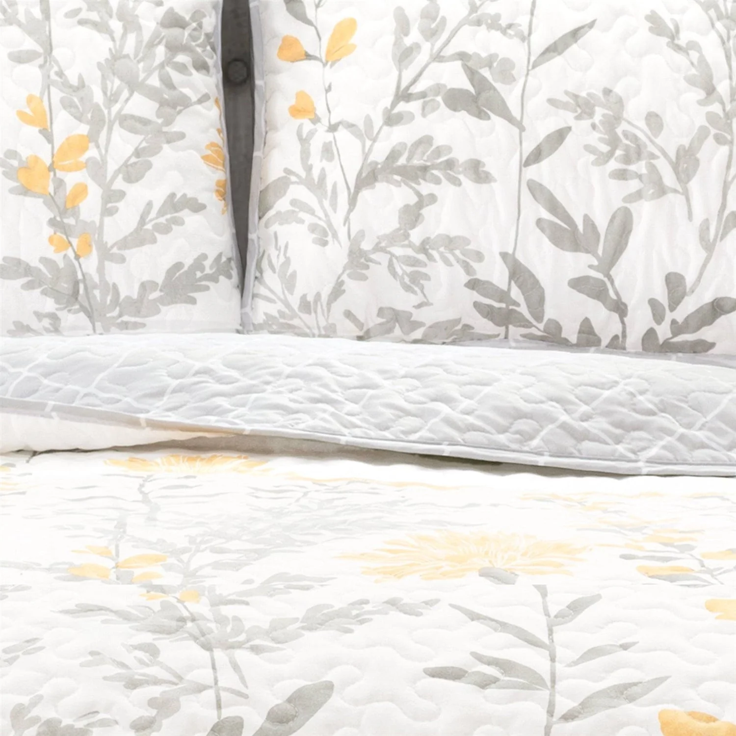 King size Yellow Grey Floral Light Thin Cotton Polyester Blend Quilt Set - Image 3