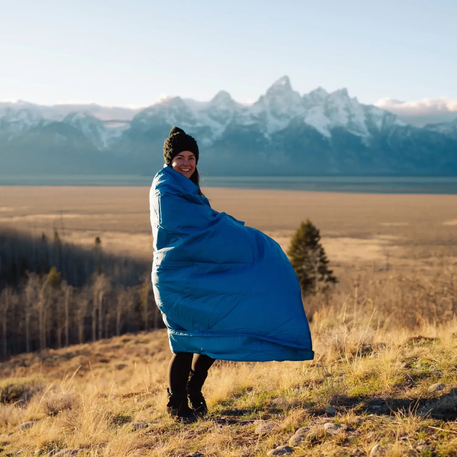Kylmit Horizon Travel Blanket - Deep Water - Image 13