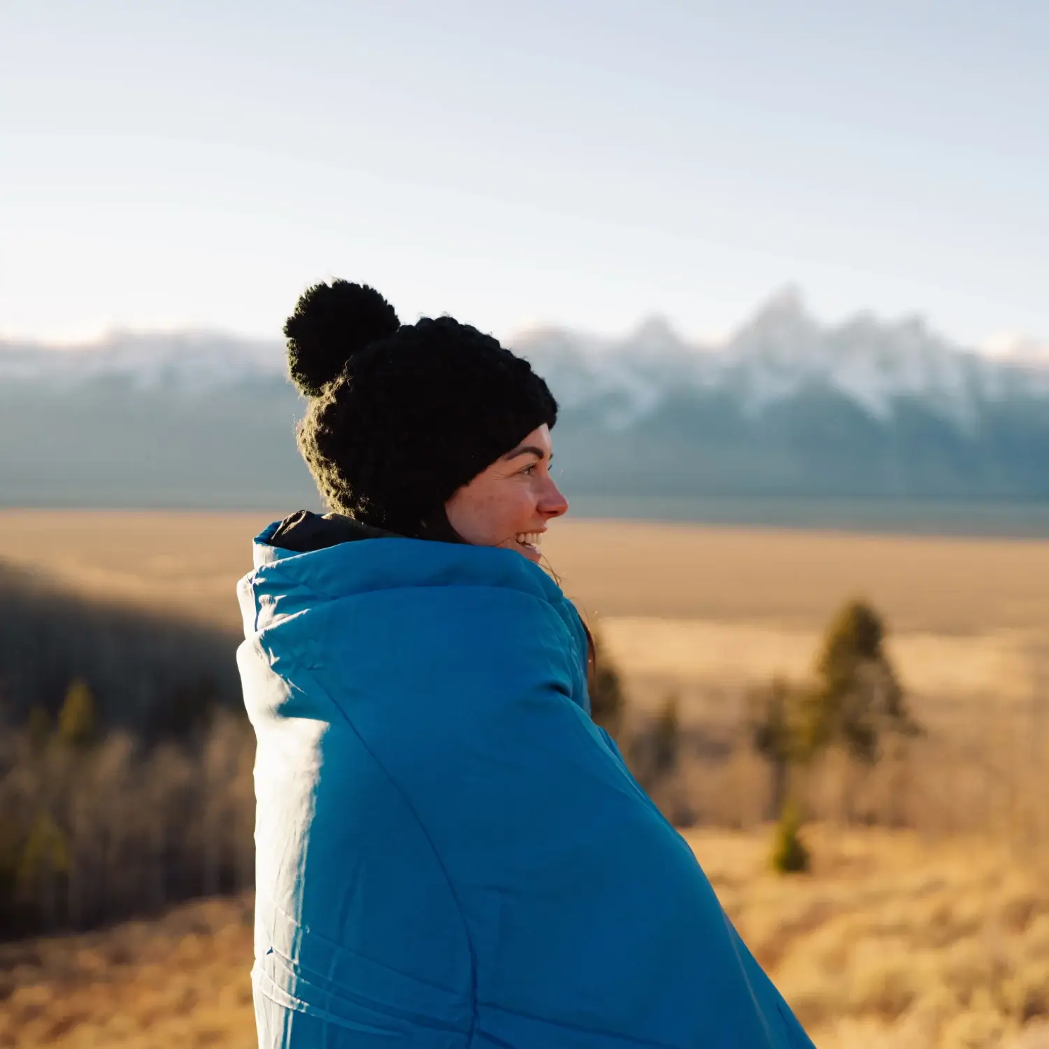 Kylmit Horizon Travel Blanket - Deep Water - Image 9