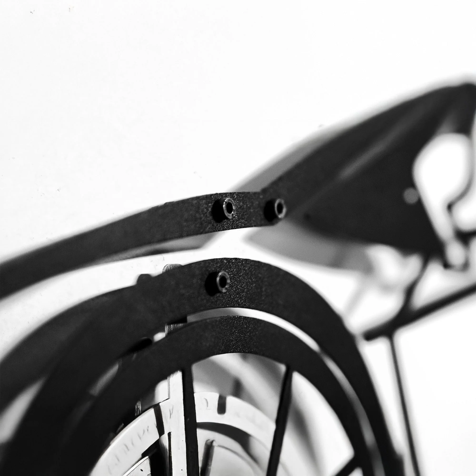Lamborghini Wall Art – Exotic Supercar Steel Silhouette with Spinning Wheels-KAFMEKA030 - Image 2