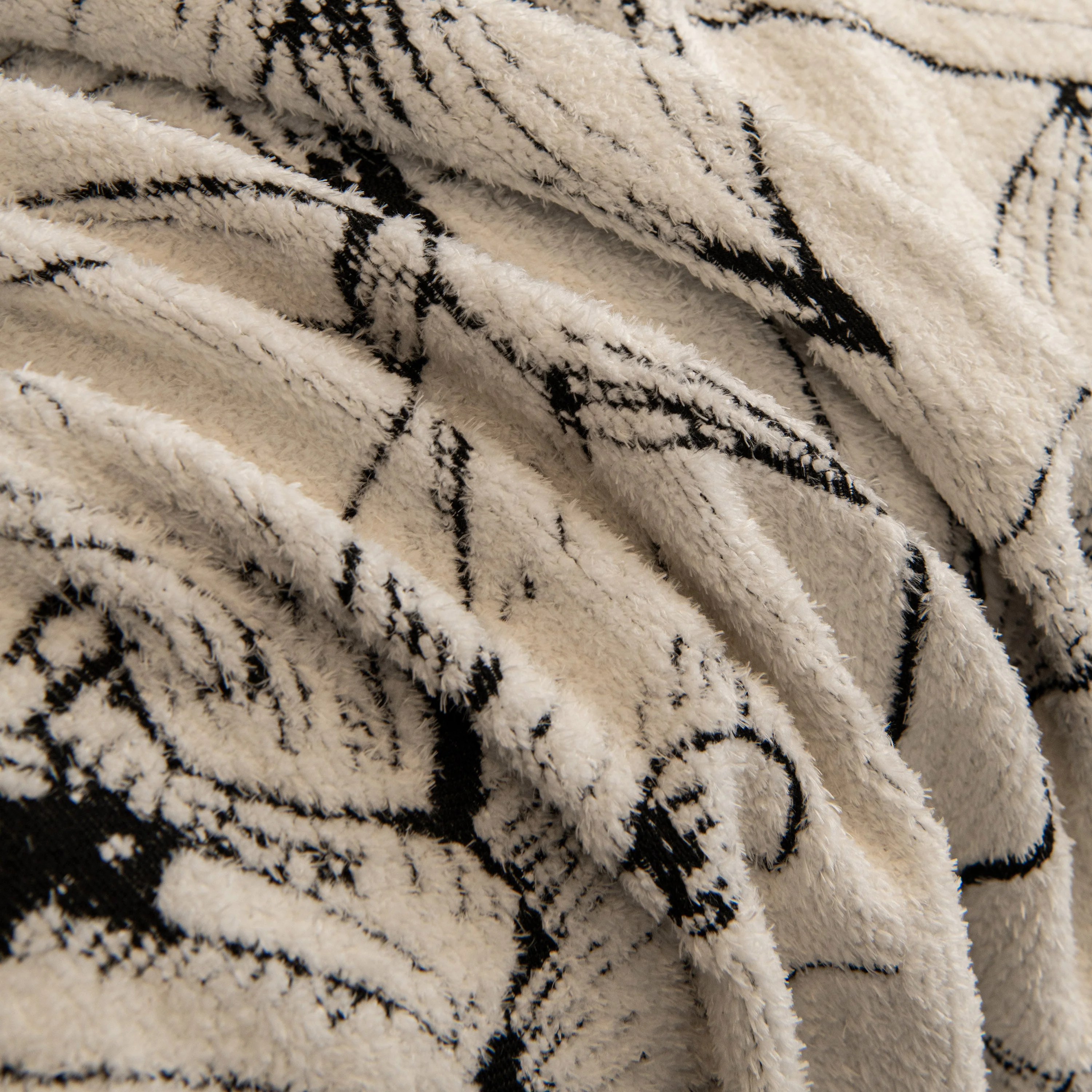 Large Floral Sofa Cover Throw Blanket, Plush Jacquard Non-Shedding Couch Cover for Pets - Image 49
