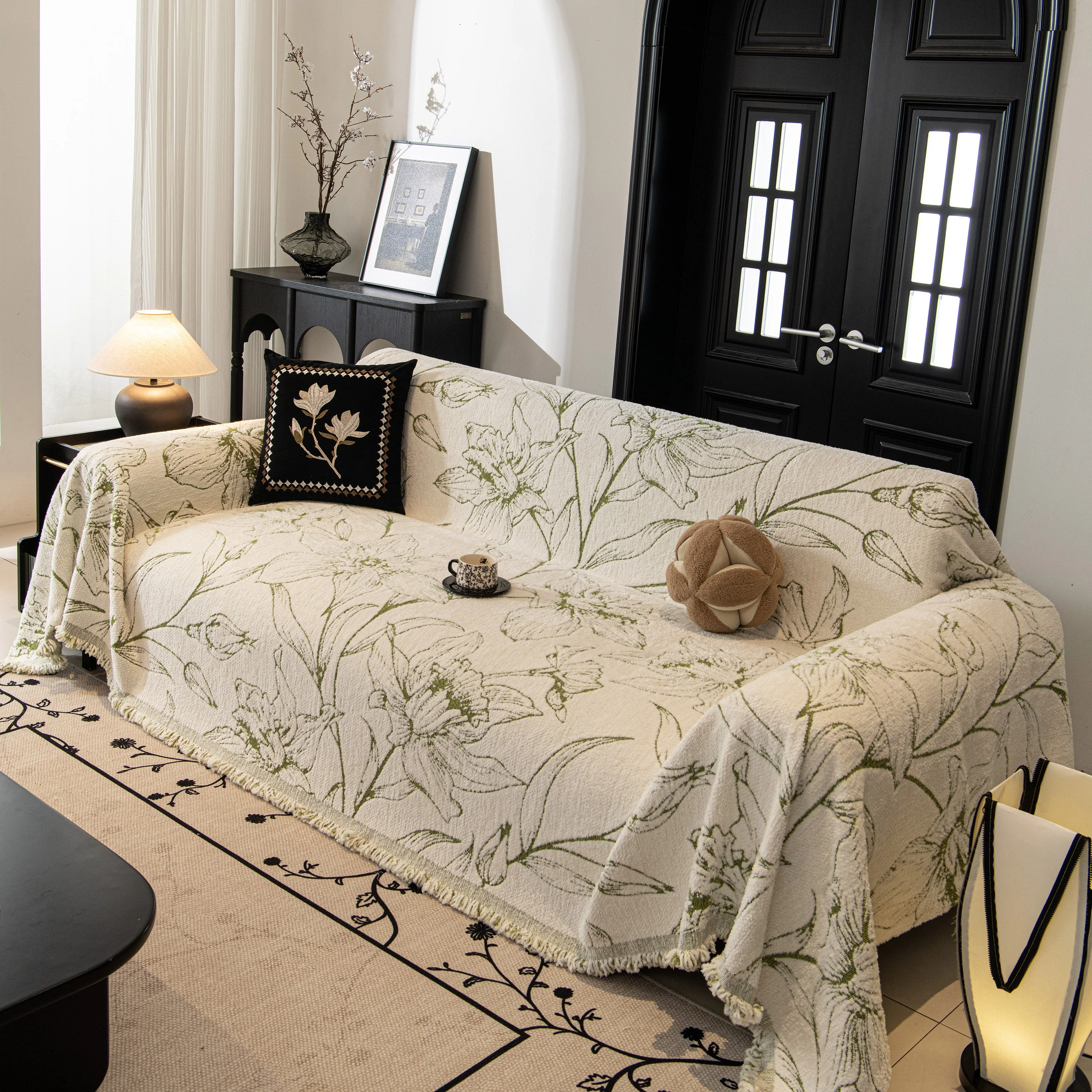 Large Floral Sofa Cover Throw Blanket, Plush Jacquard Non-Shedding Couch Cover for Pets - Image 5