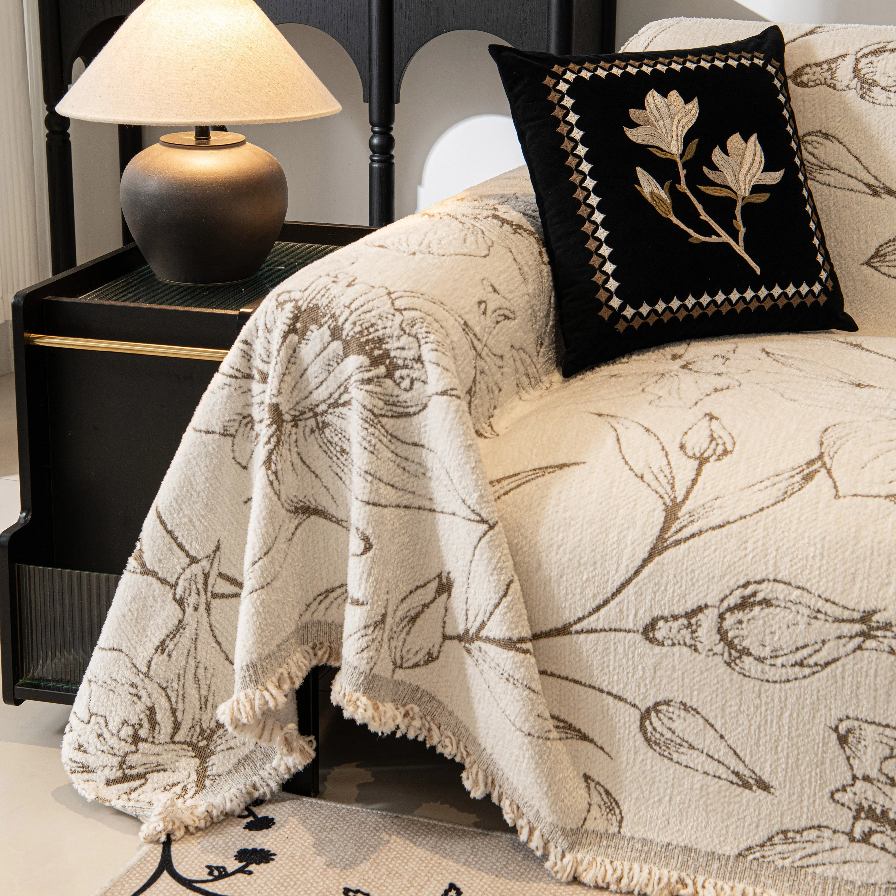 Large Floral Sofa Cover Throw Blanket, Plush Jacquard Non-Shedding Couch Cover for Pets - Image 91