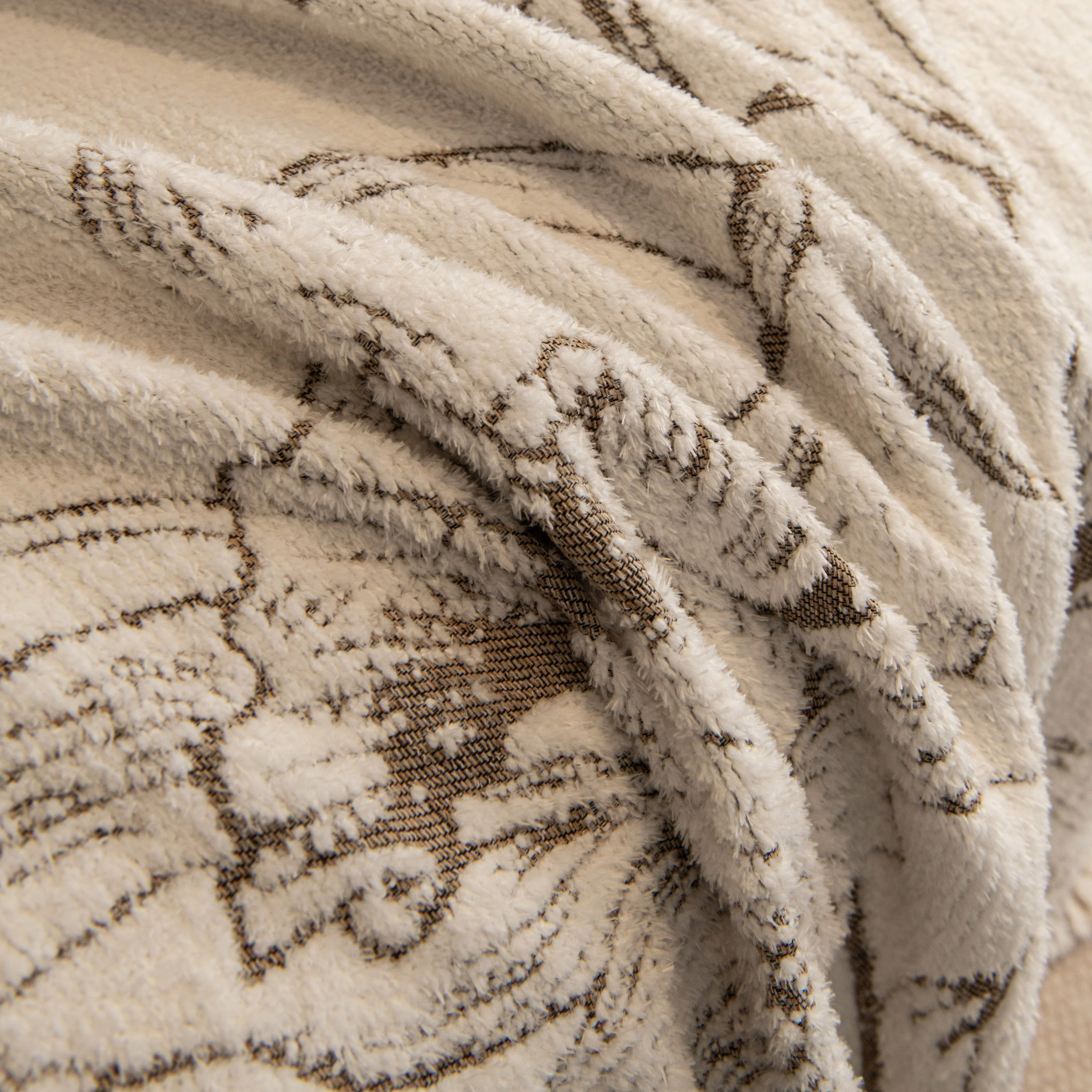 Large Floral Sofa Cover Throw Blanket, Plush Jacquard Non-Shedding Couch Cover for Pets - Image 95