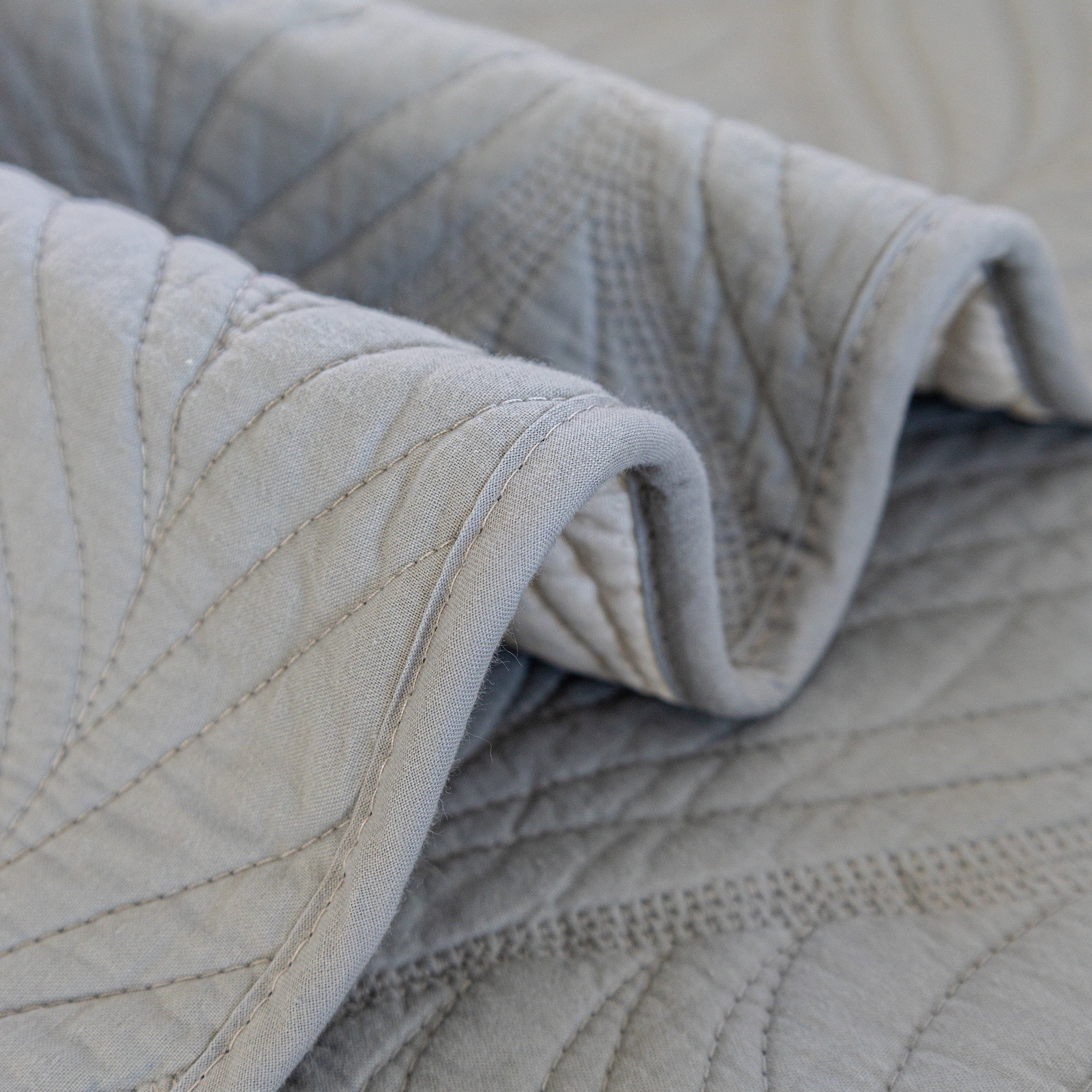 Leaf Vein Textured Cotton Quilted Sofa Slipcover, Non-Slip Modular Couch Covers - Image 67
