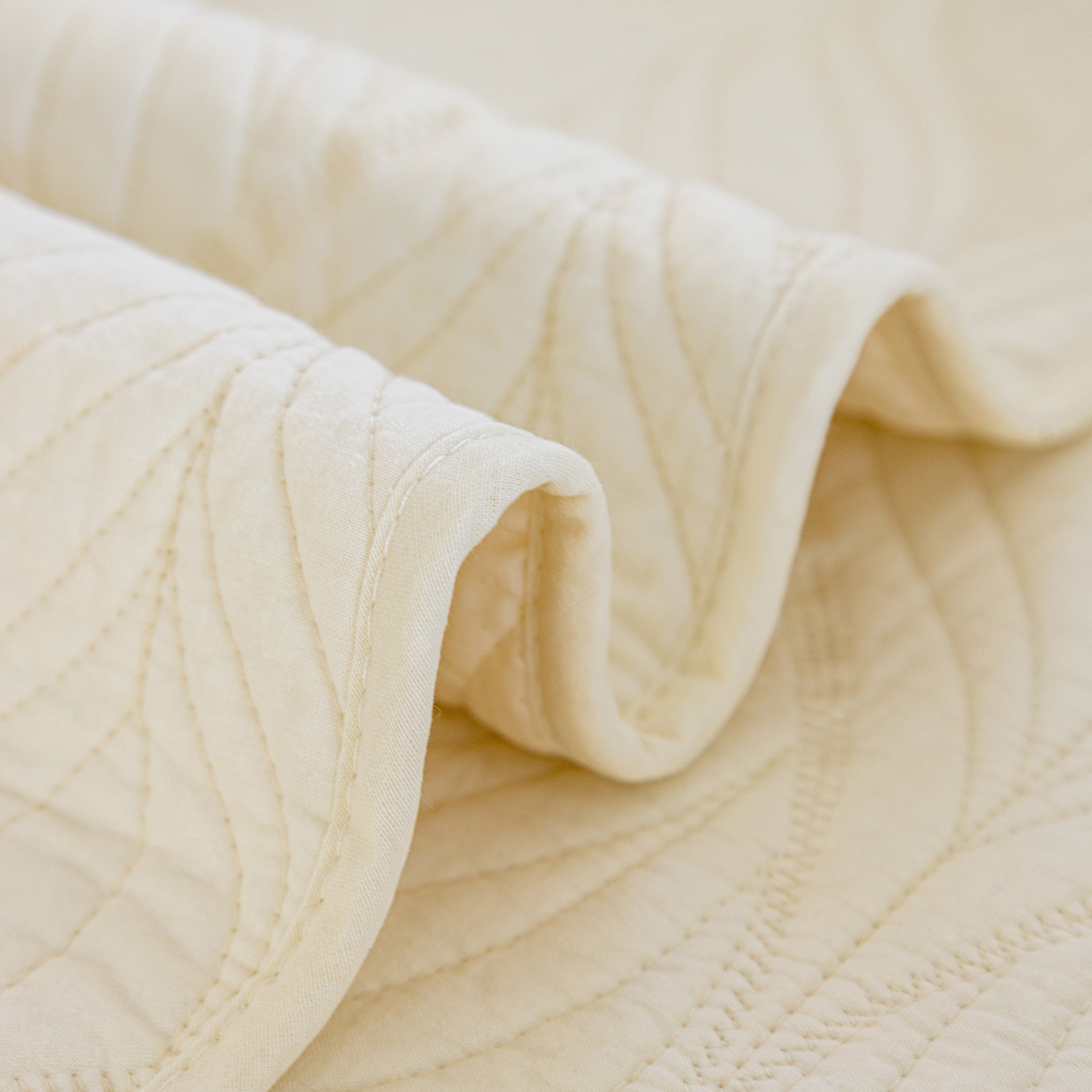 Leaf Vein Textured Cotton Quilted Sofa Slipcover, Non-Slip Modular Couch Covers - Image 7