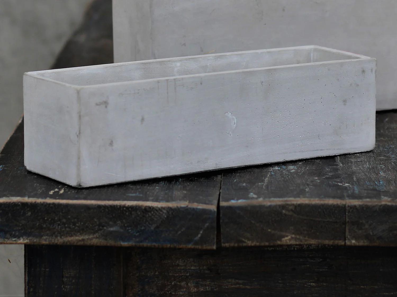Low & Mid Rectangular Concrete Planter By Plantatorem - Image 3