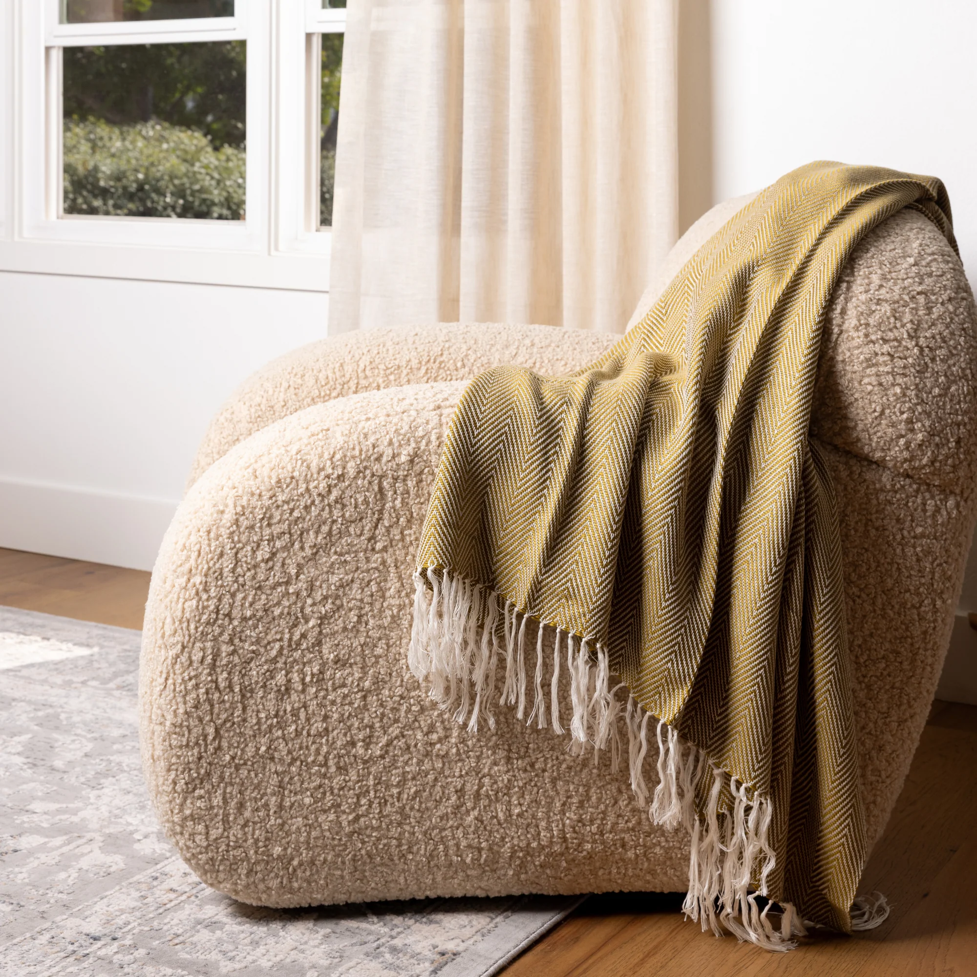 Luxe Bamboo Herringbone Throw Blanket - Image 3
