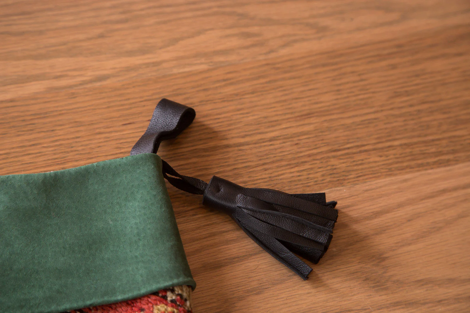 Luxe Heirloom Rug Fragment Stocking Charcoal - Image 5