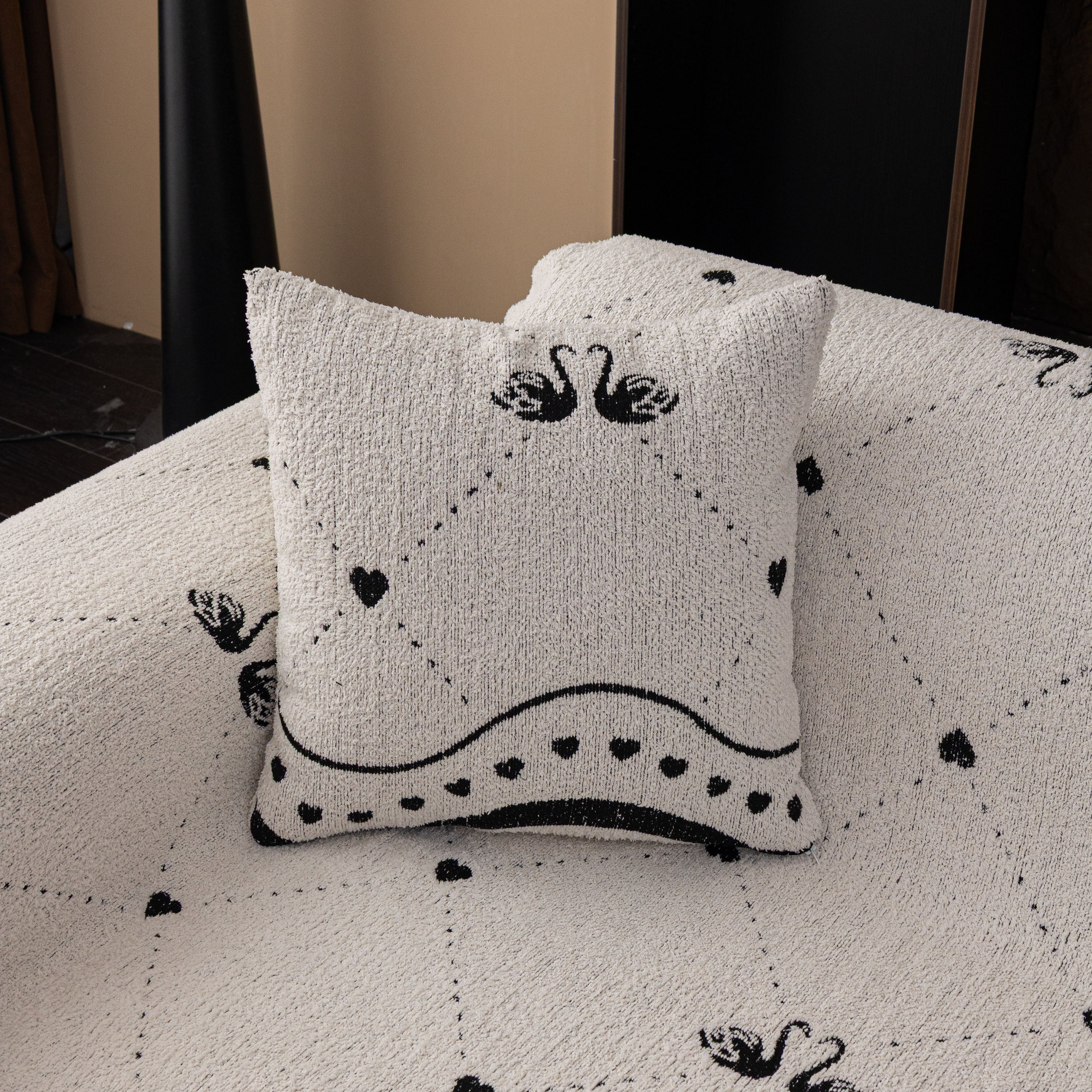 Luxurious Jacquard Couch Cover, Snag-Resistant Pet Friendly Couch Throw with Fringe - Image 11