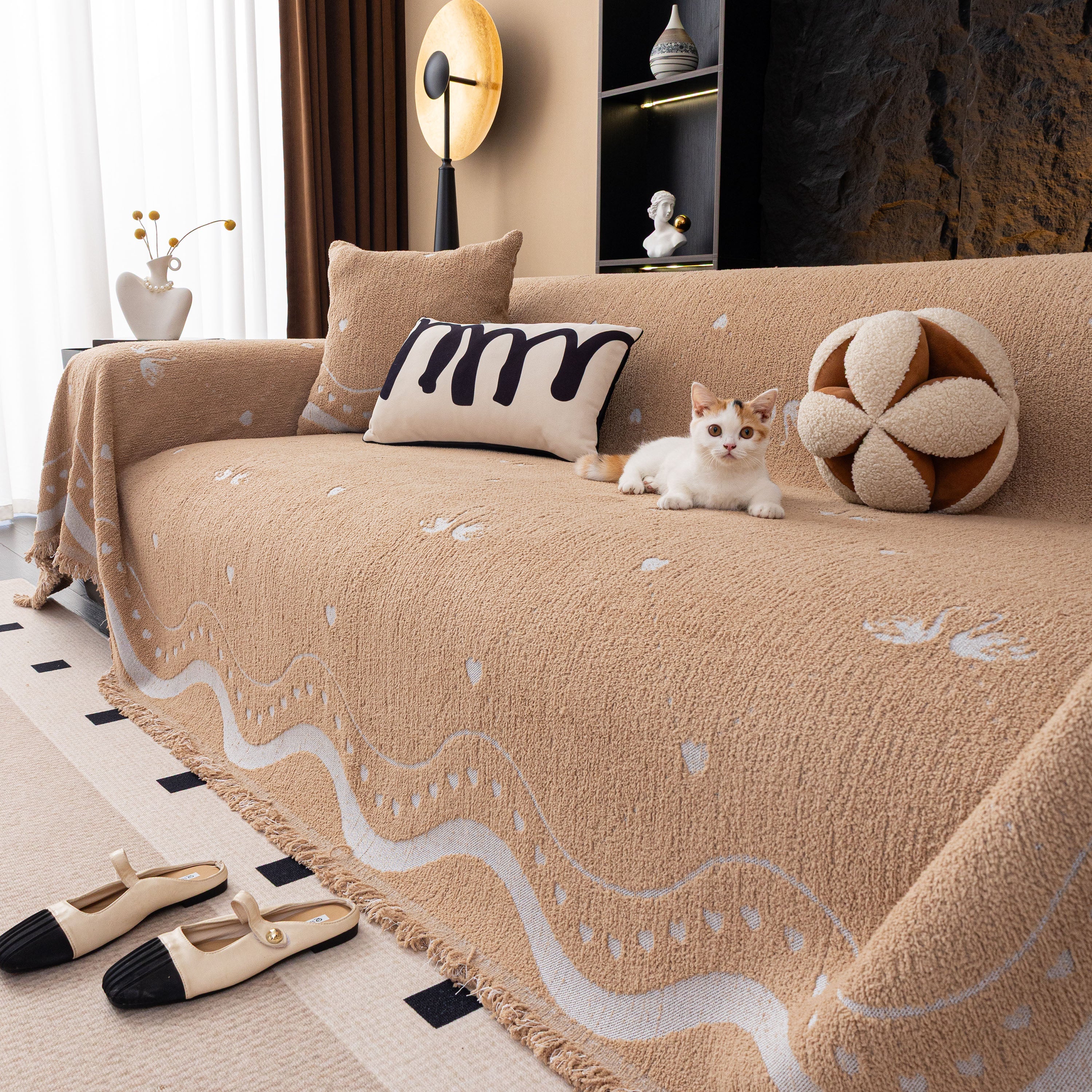 Luxurious Jacquard Couch Cover, Snag-Resistant Pet Friendly Couch Throw with Fringe - Image 38