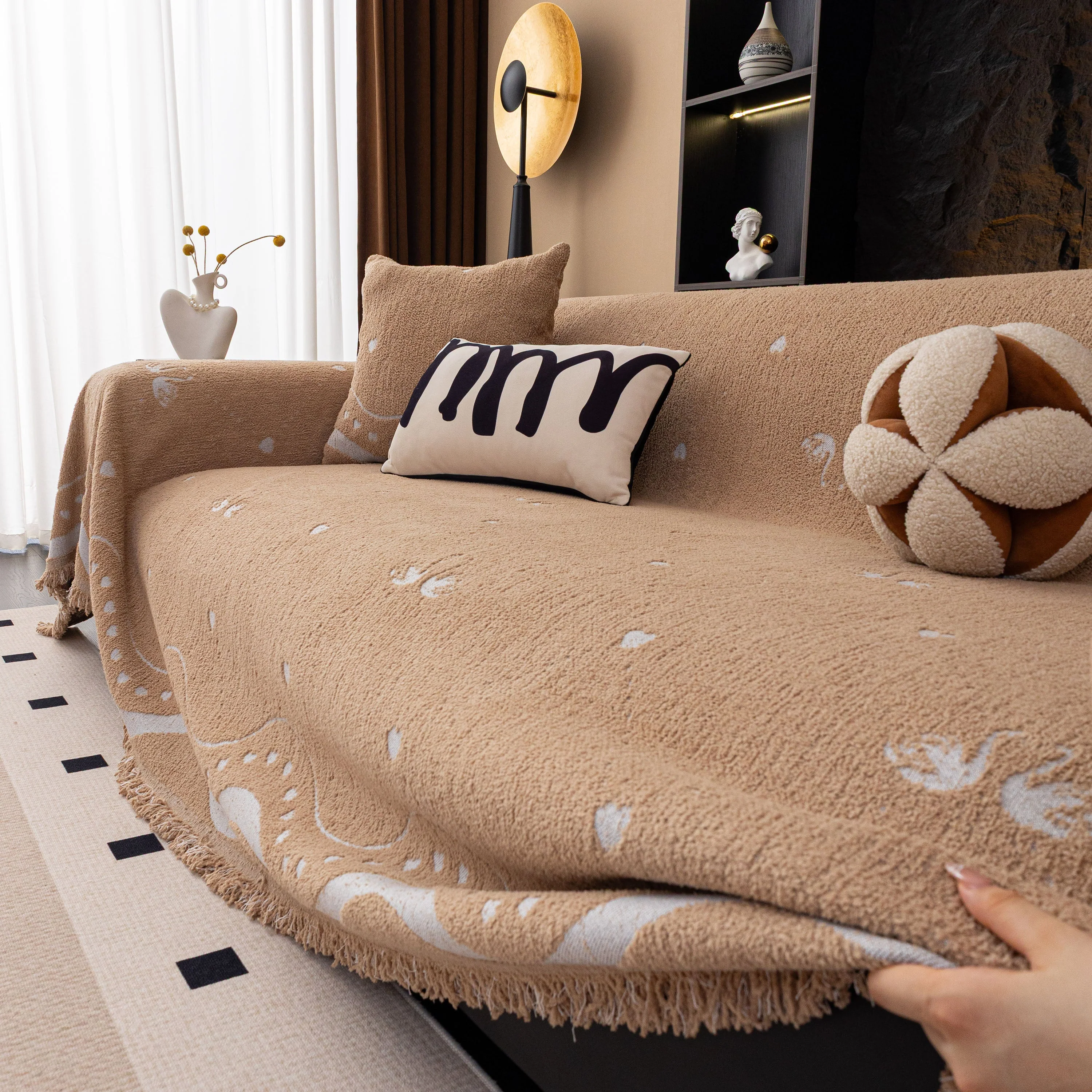 Luxurious Jacquard Couch Cover, Snag-Resistant Pet Friendly Couch Throw with Fringe - Image 48