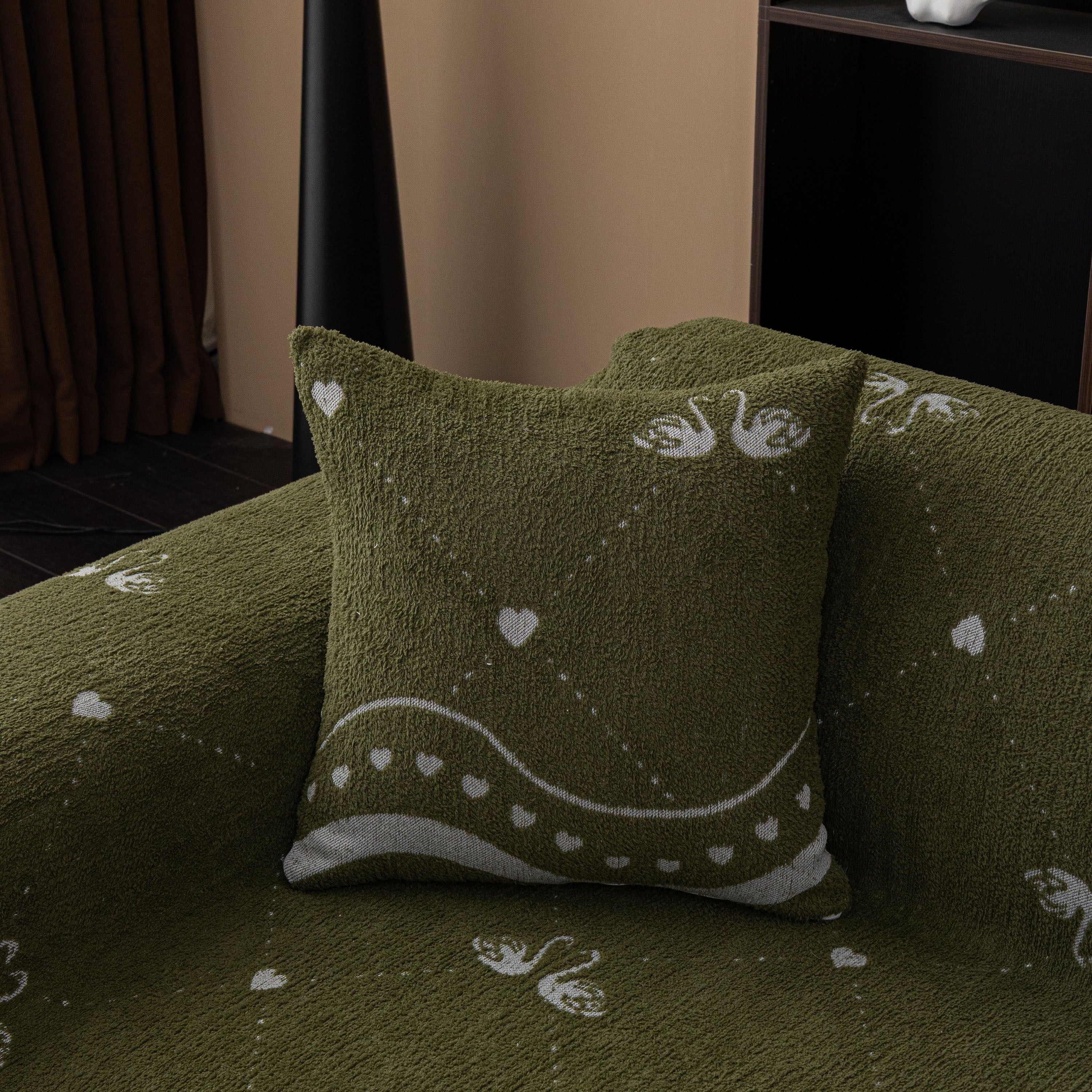 Luxurious Jacquard Couch Cover, Snag-Resistant Pet Friendly Couch Throw with Fringe - Image 66