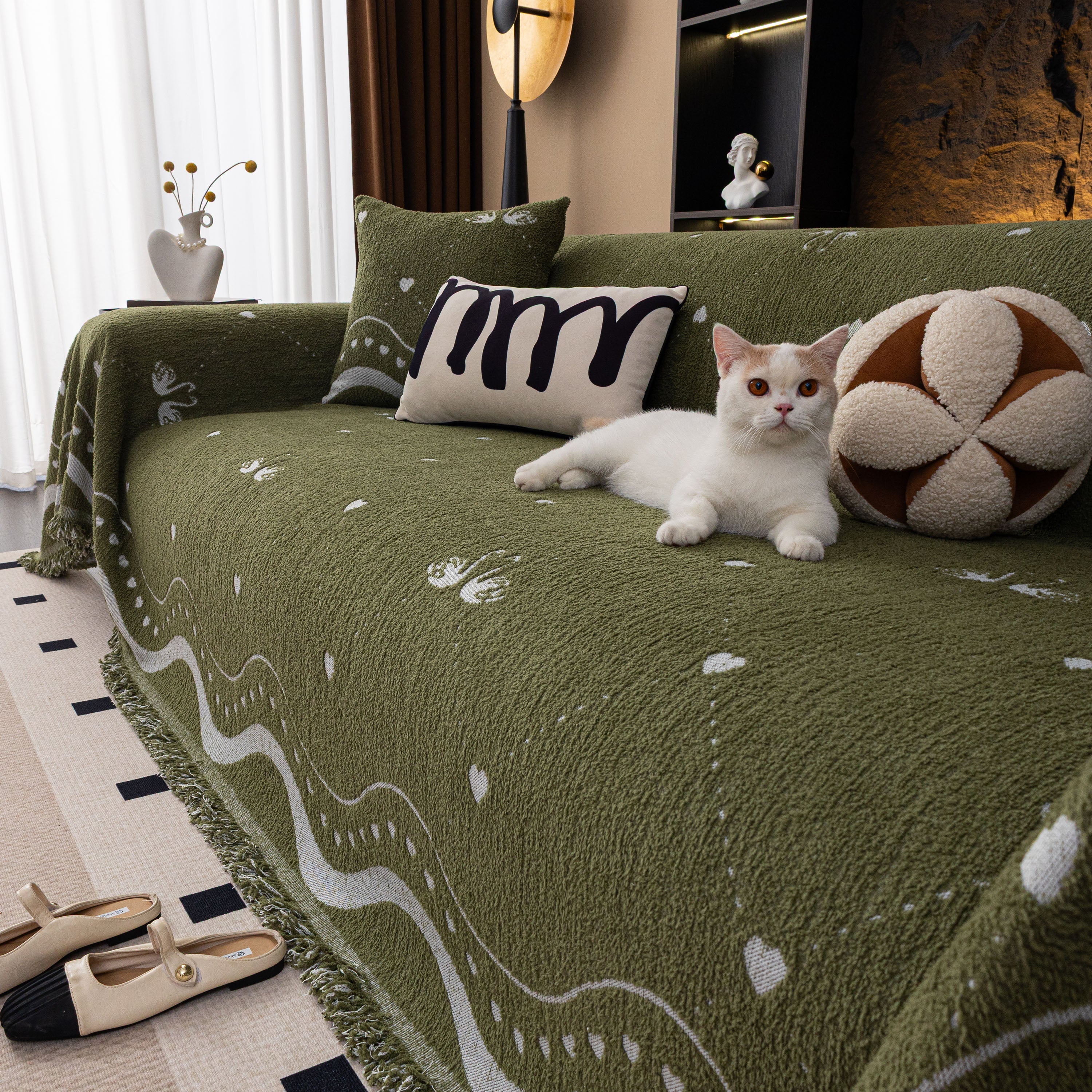 Luxurious Jacquard Couch Cover, Snag-Resistant Pet Friendly Couch Throw with Fringe - Image 68