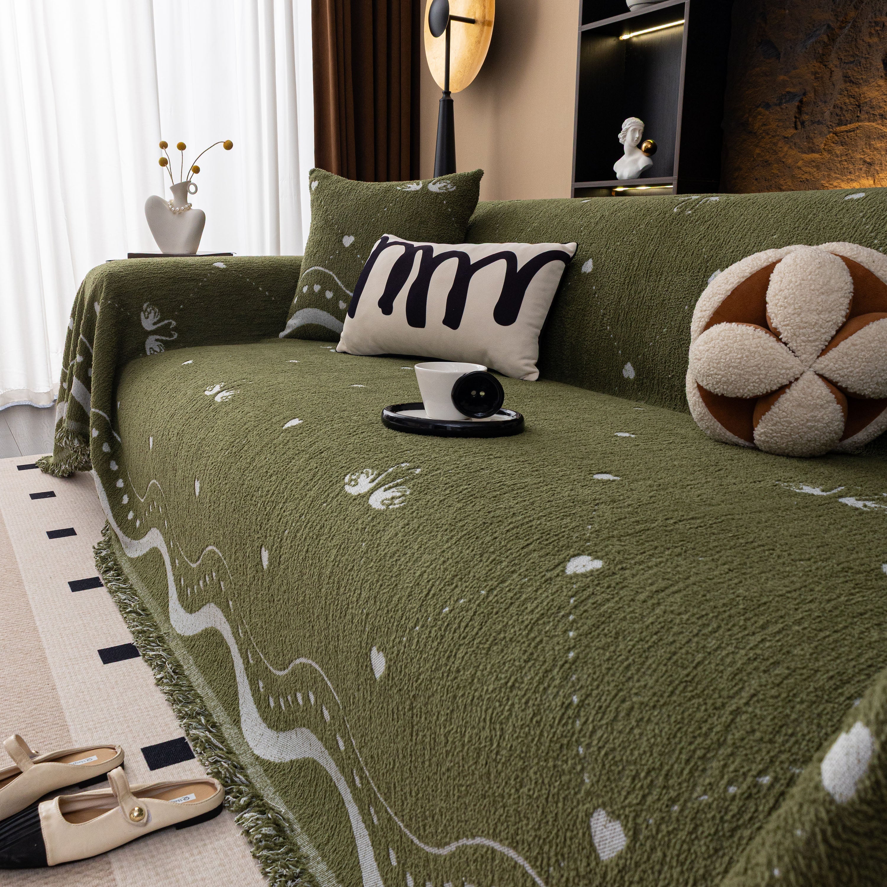 Luxurious Jacquard Couch Cover, Snag-Resistant Pet Friendly Couch Throw with Fringe - Image 72
