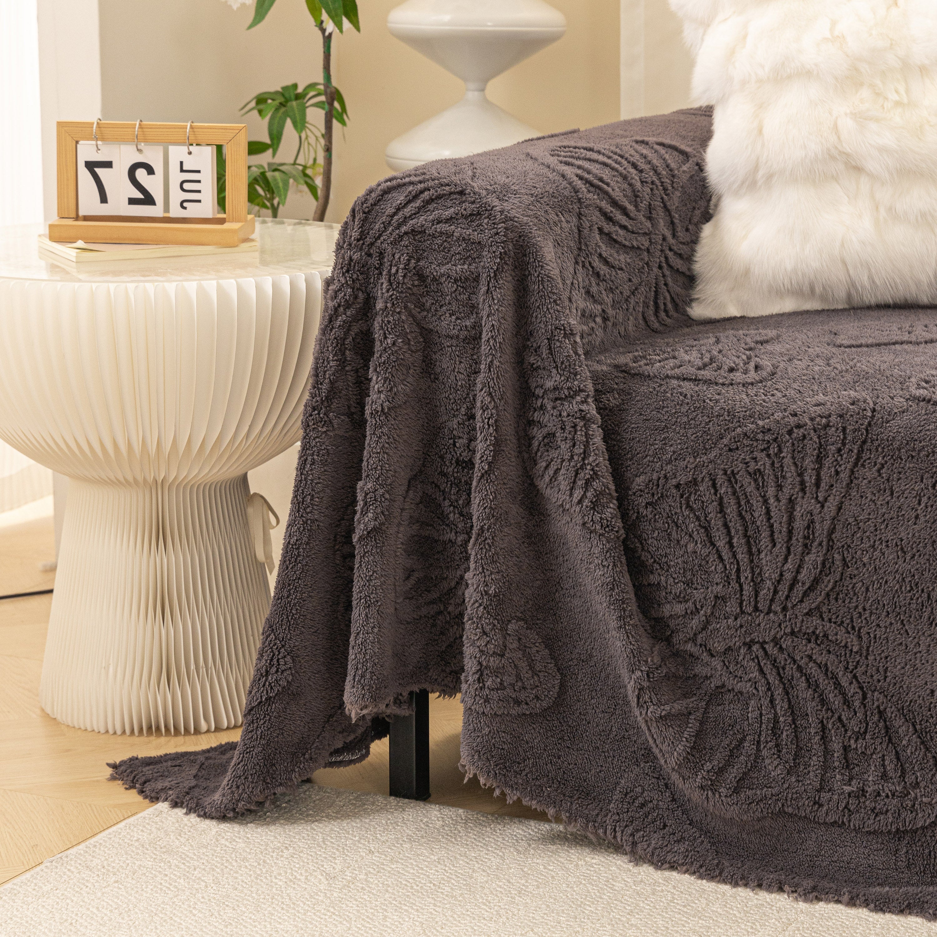 Luxury 3D Butterfly Jacquard Sofa Throw Blanket, Ultra-Soft Plush Fleece Couch Cover - Image 75
