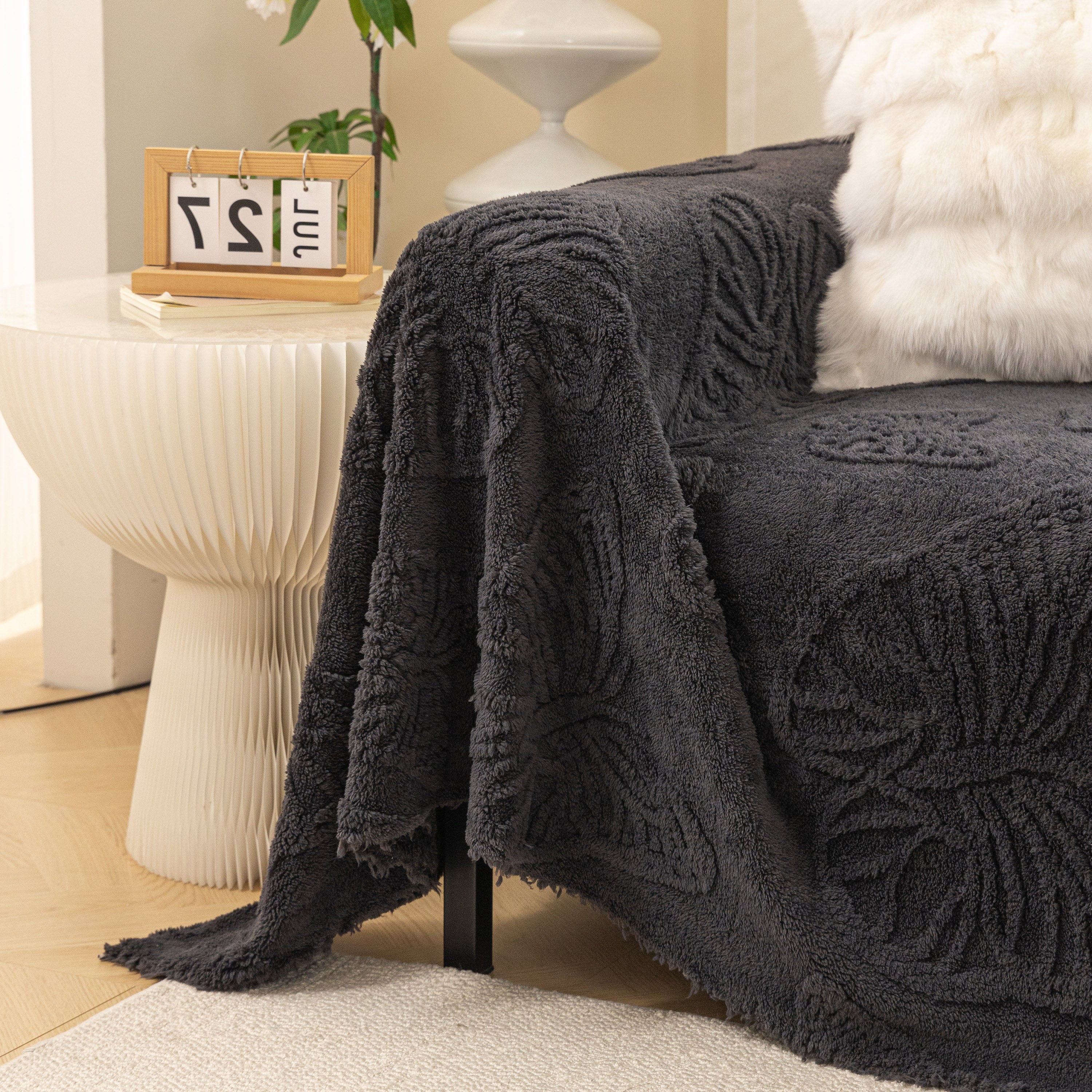 Luxury 3D Butterfly Jacquard Sofa Throw Blanket, Ultra-Soft Plush Fleece Couch Cover - Image 87