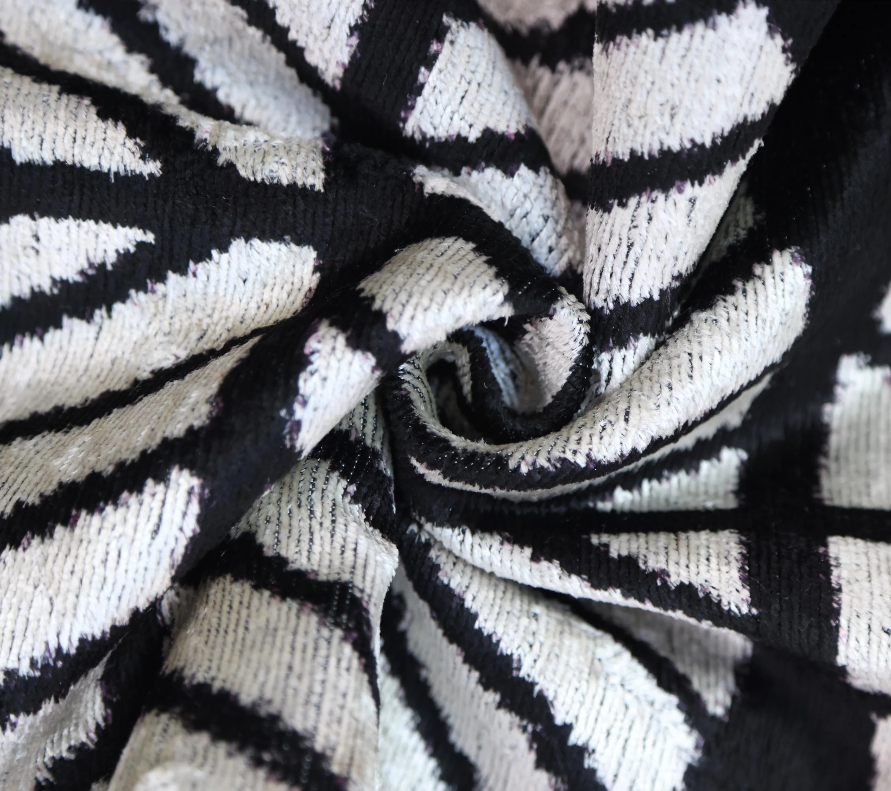 Luxury Black & White Silk Velvet Throw Pillow 16x24 – Handmade Geometric Designer Lumbar - Image 2