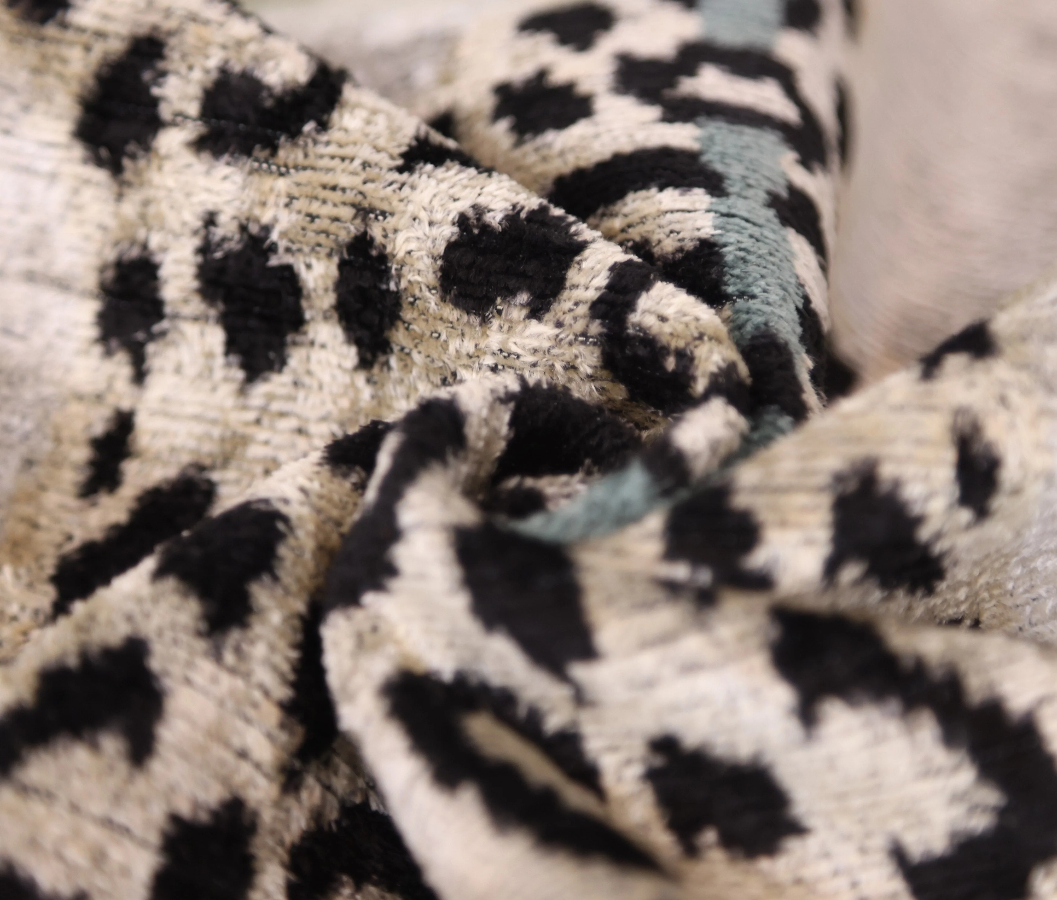 Luxury Leopard Print Silk Velvet Throw Pillow 16x24 – Handmade Animal Motif Lumbar Cushion - Image 3
