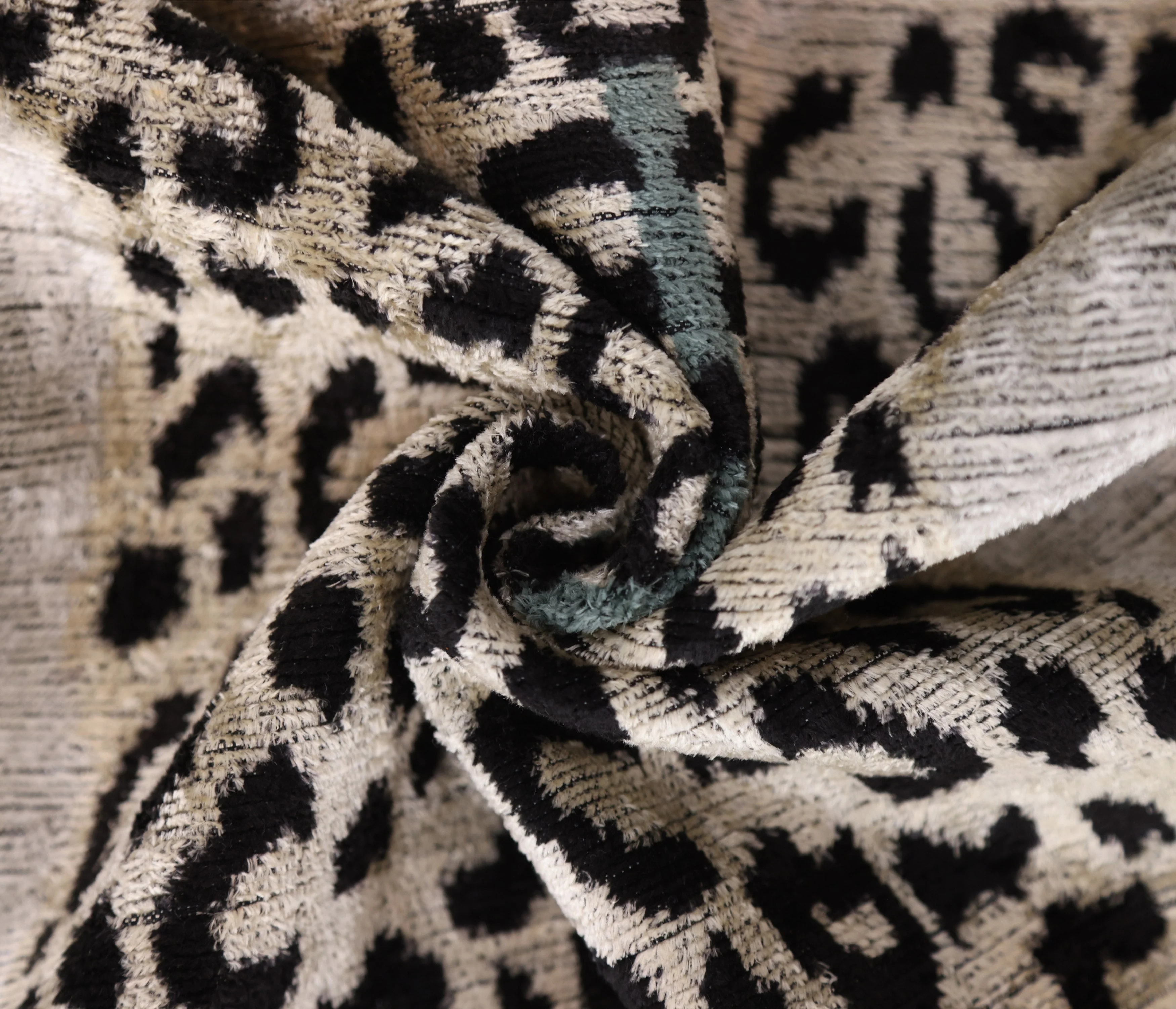 Luxury Leopard Print Silk Velvet Throw Pillow 16x24 – Handmade Animal Motif Lumbar Cushion - Image 7