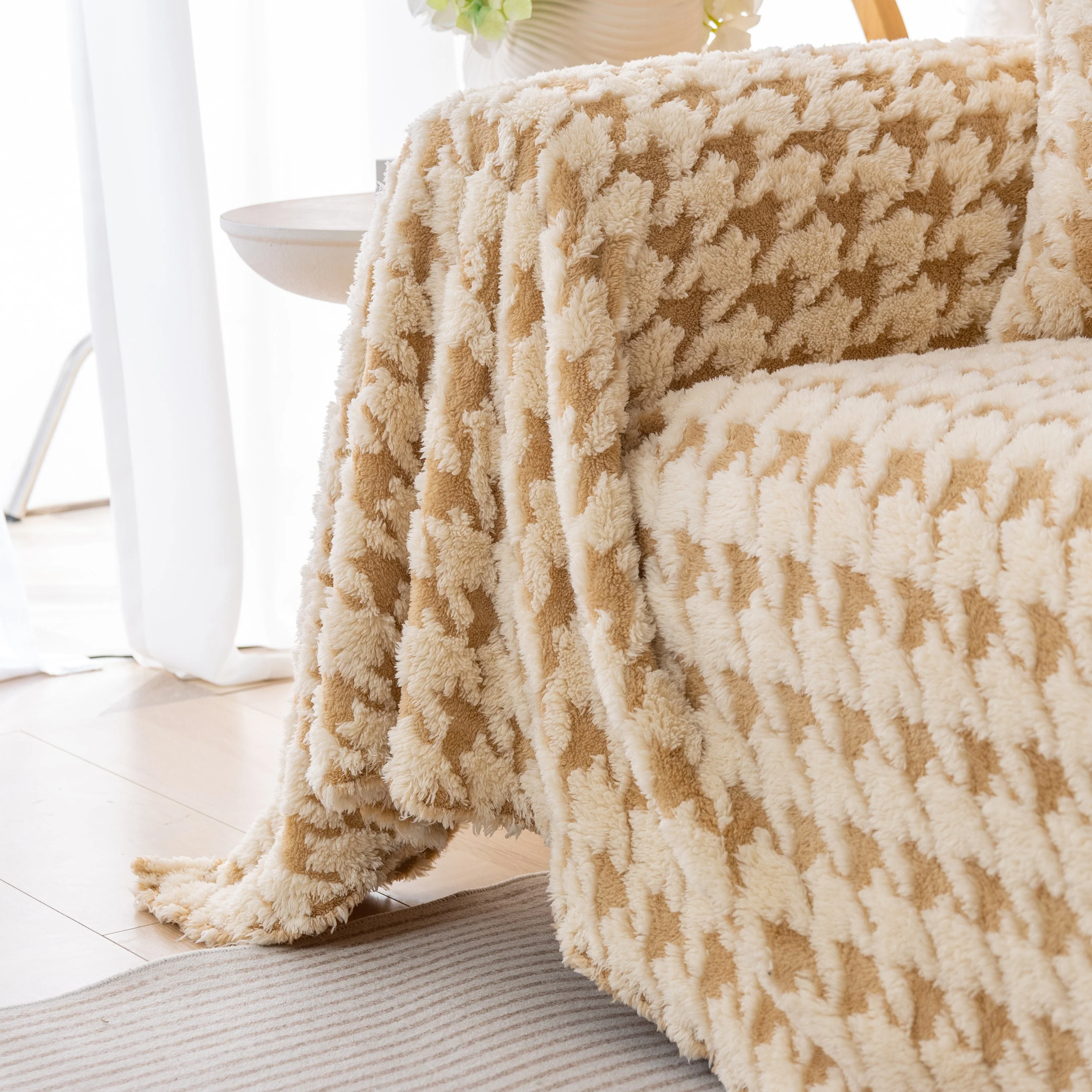 Luxury Plush Universal Couch Cover Blanket, Washable Couch Protector Houndstooth Sofa Covers - Image 46