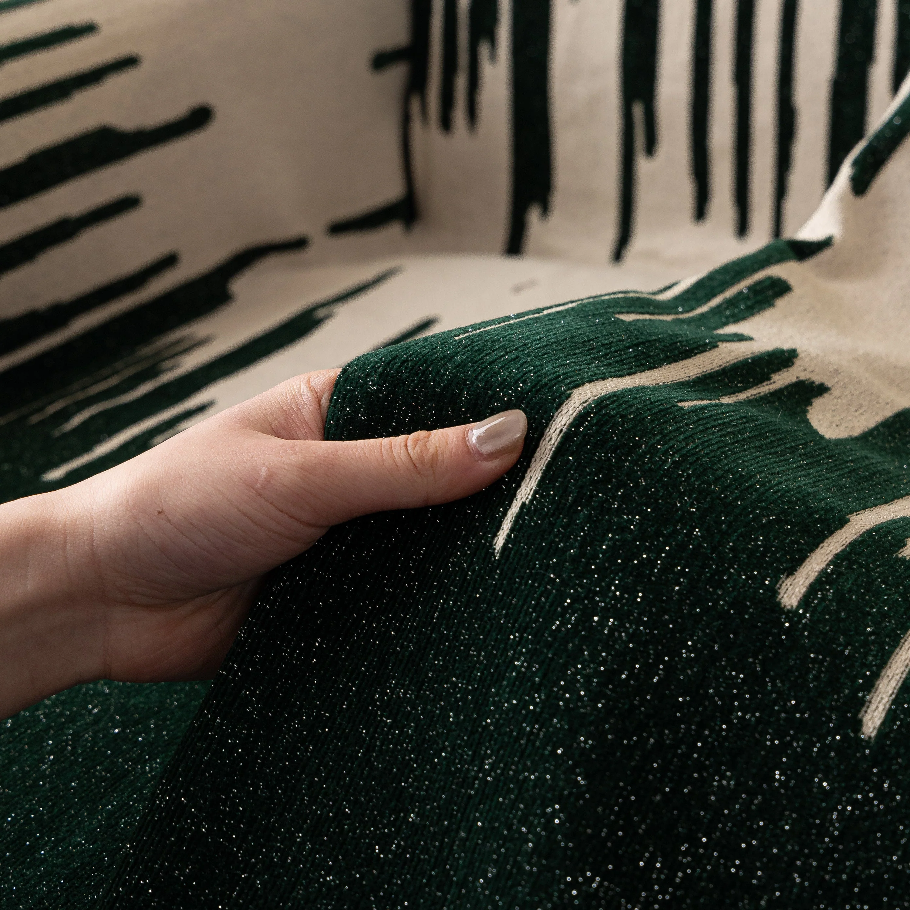 Luxury Throws for Sofas, Versatile Slipcovers & Sofa Covers for Couches and Chairs - Image 4