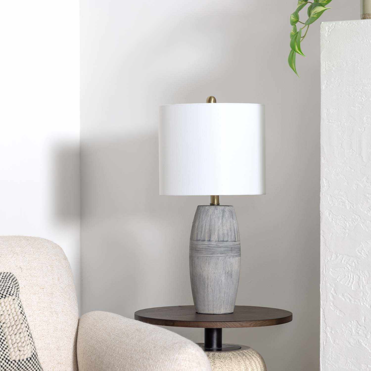 Mabayo Ribbed White Ceramic Table Lamp - Image 3