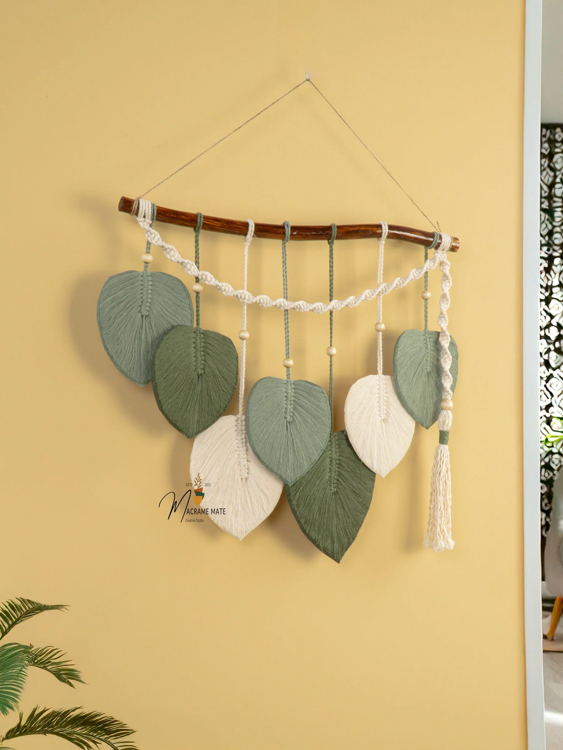 Macrame Leaf Hanging Tassel Tone Green - Image 3